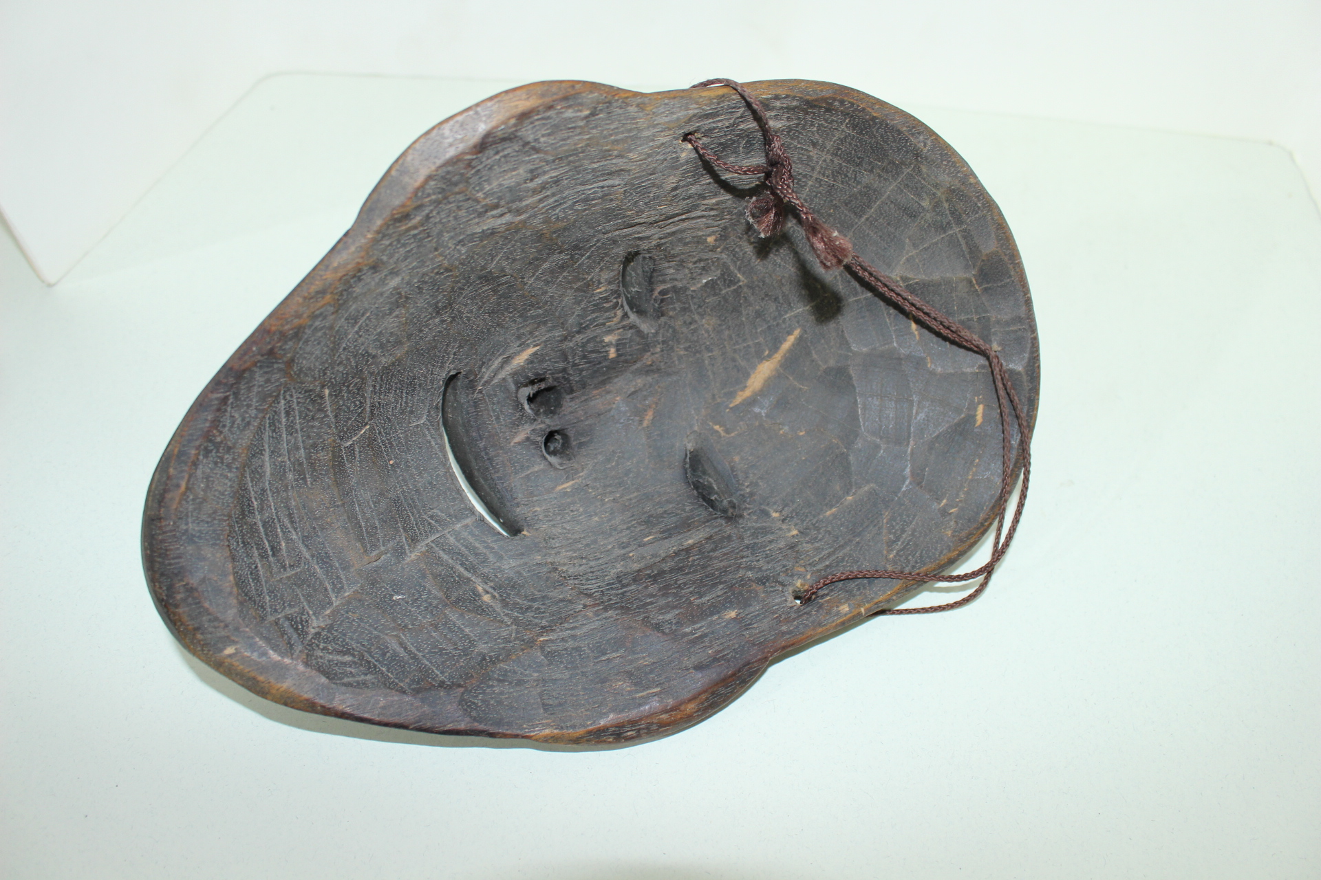 연대가좋은 원목나무로된 탈