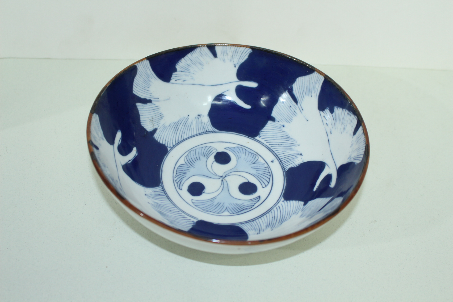 연대가좋은 청화백자단풍잎문 대완