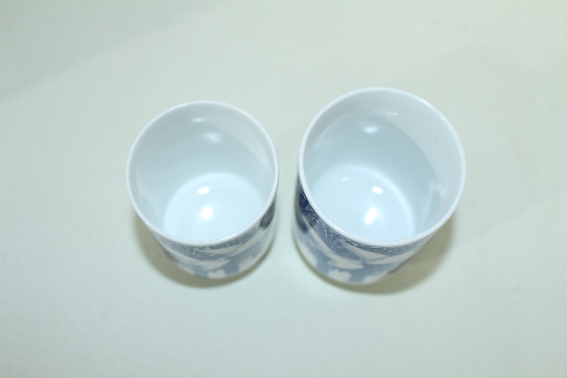 철산(哲山) 청화백자 조화문 부부잔셋트