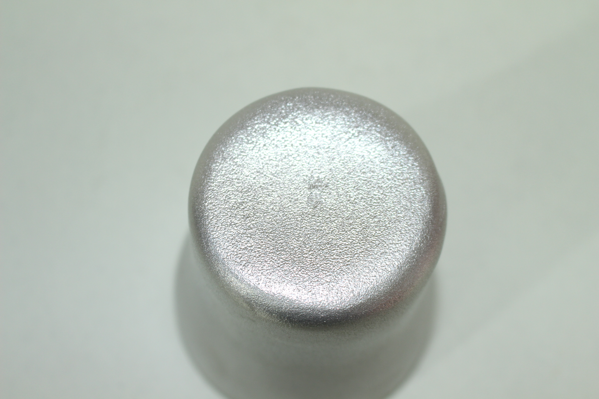 주석으로된 미사용 잔