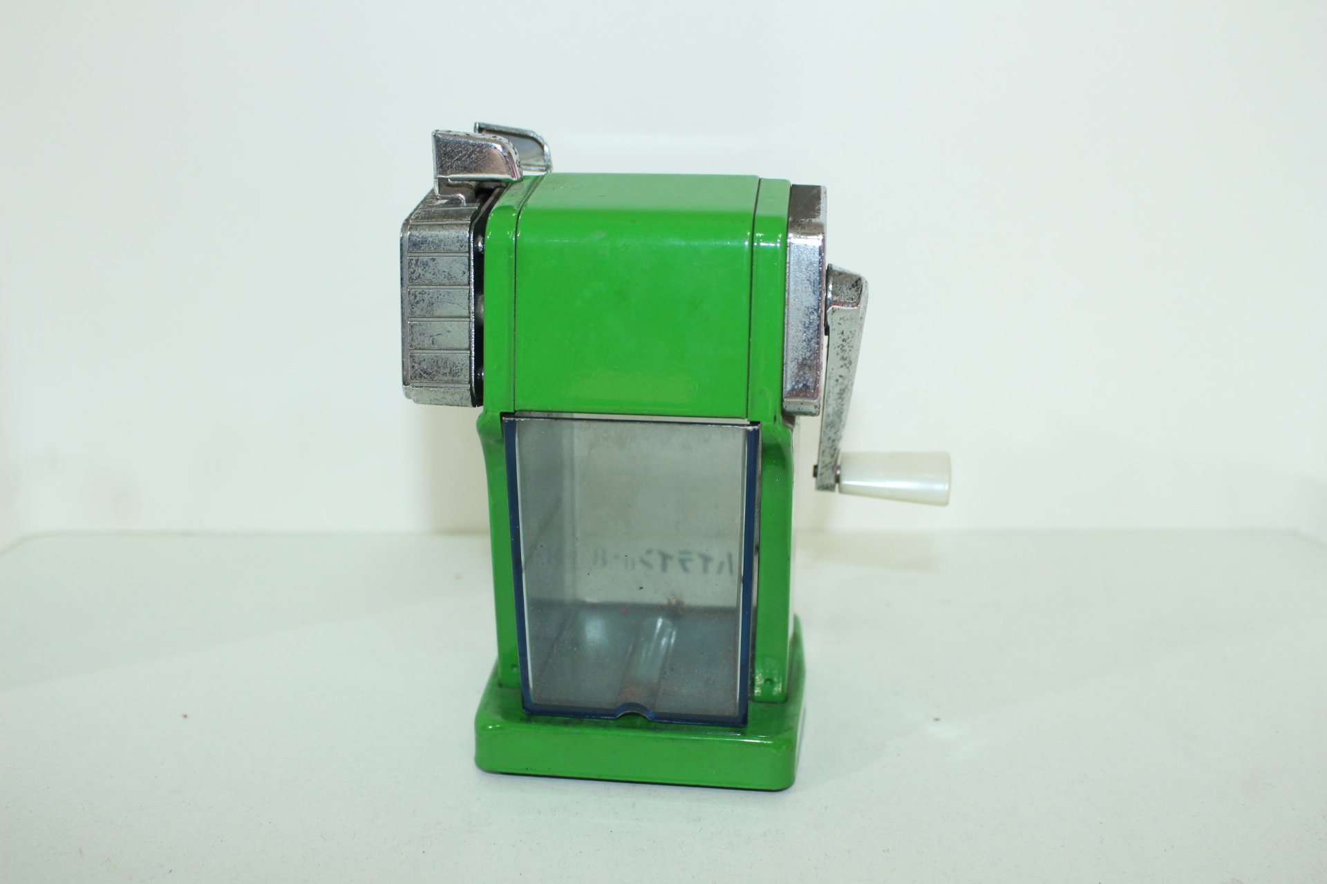 근대사 연필깍이