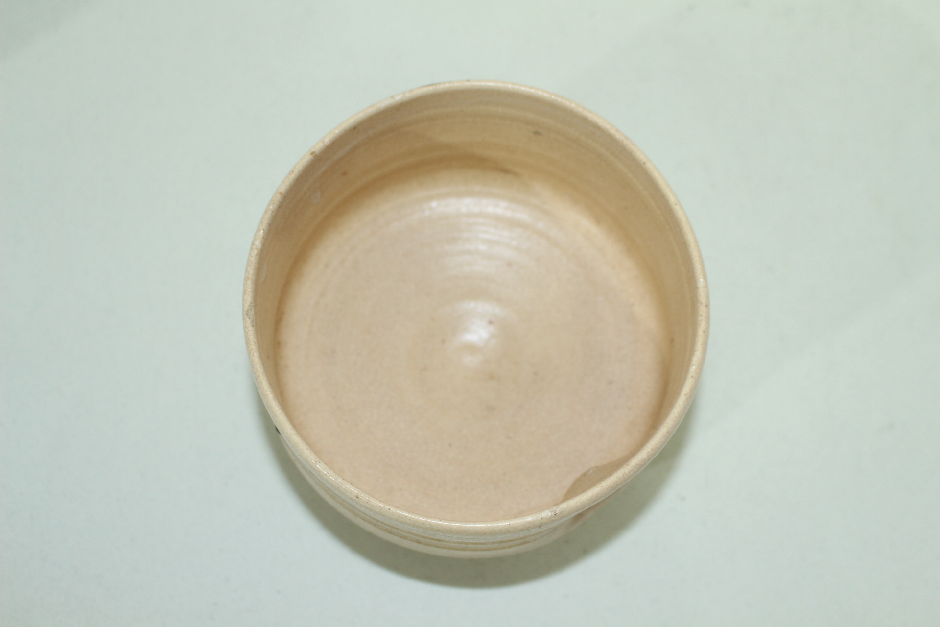 연대가좋은 분청자 철화난초문 말찻잔