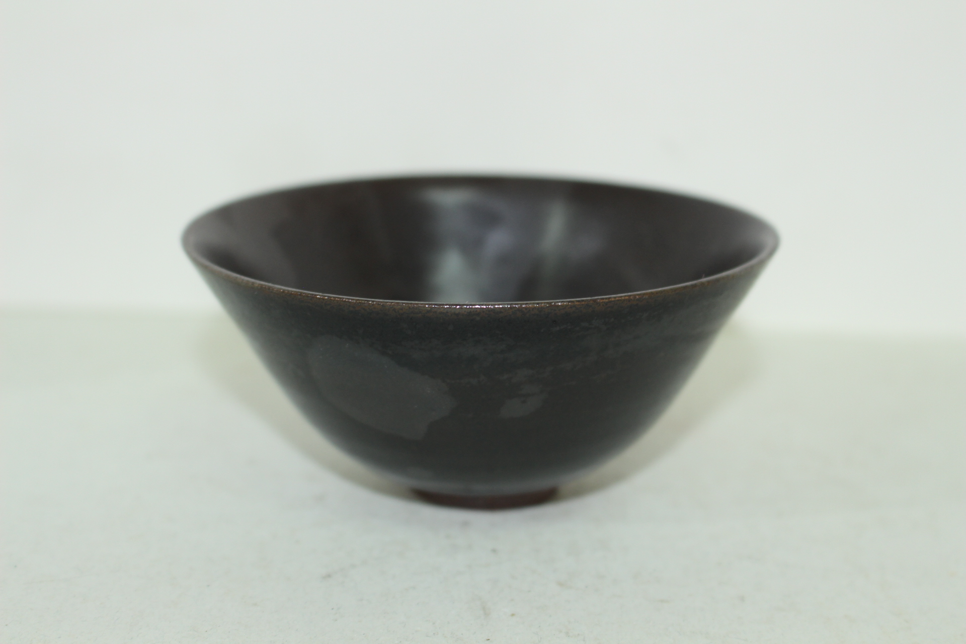 사이즈가 아주좋은 흑유청자 자완