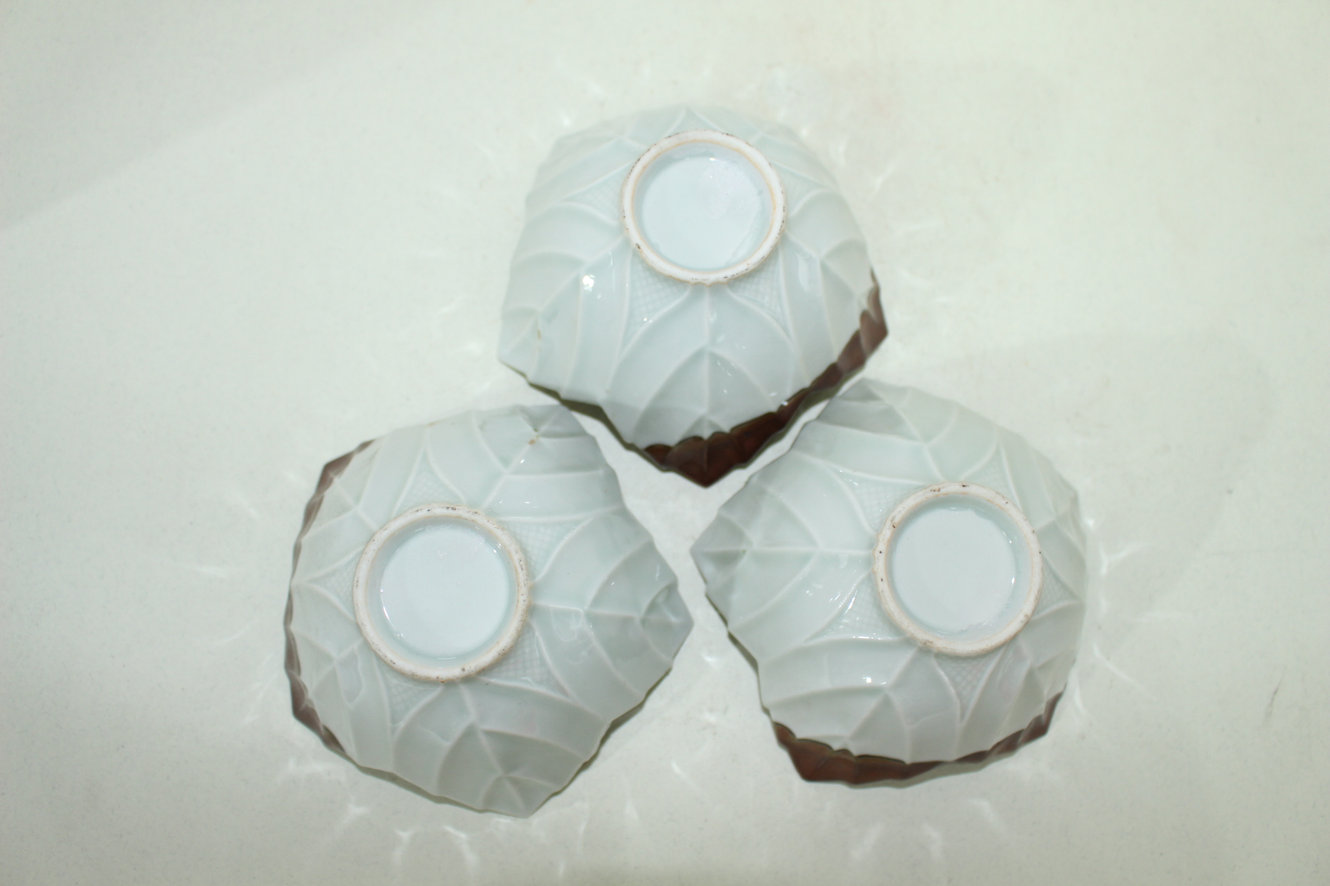 연대가좋은 청자 초화문 화형완 3점