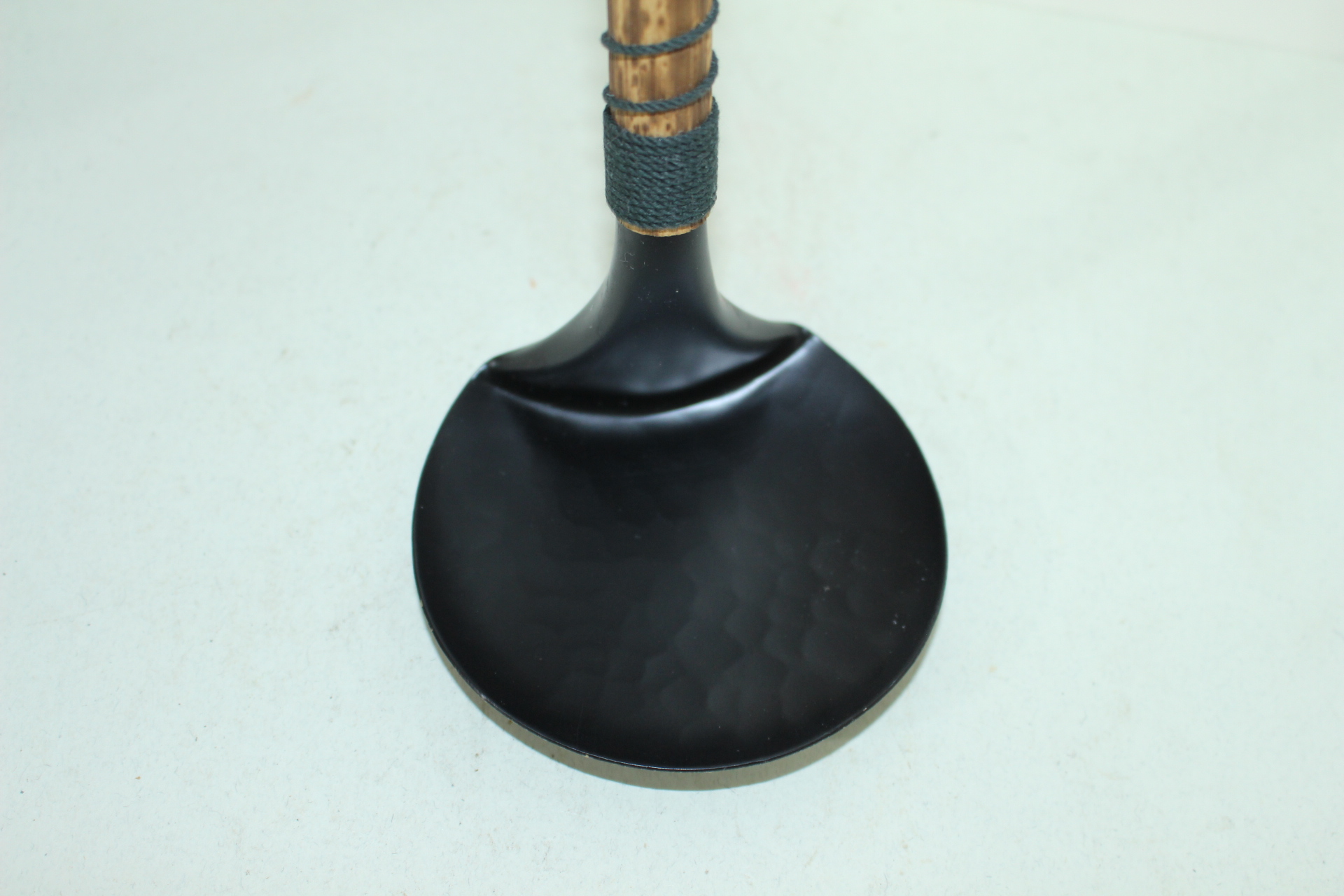 청동으로된 미사용 국자