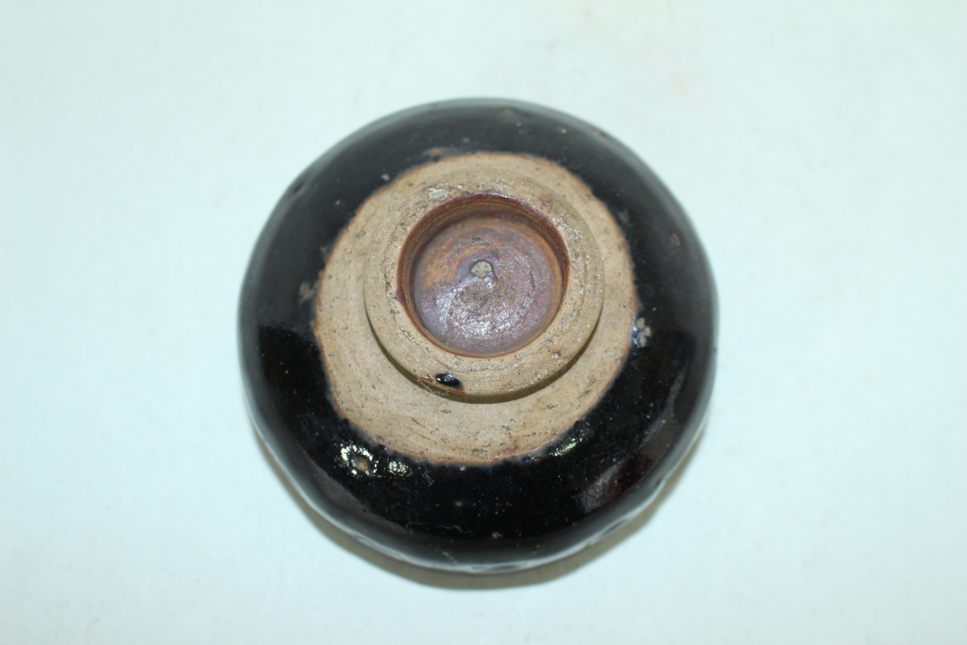 연대가좋은 흑유청자 자완