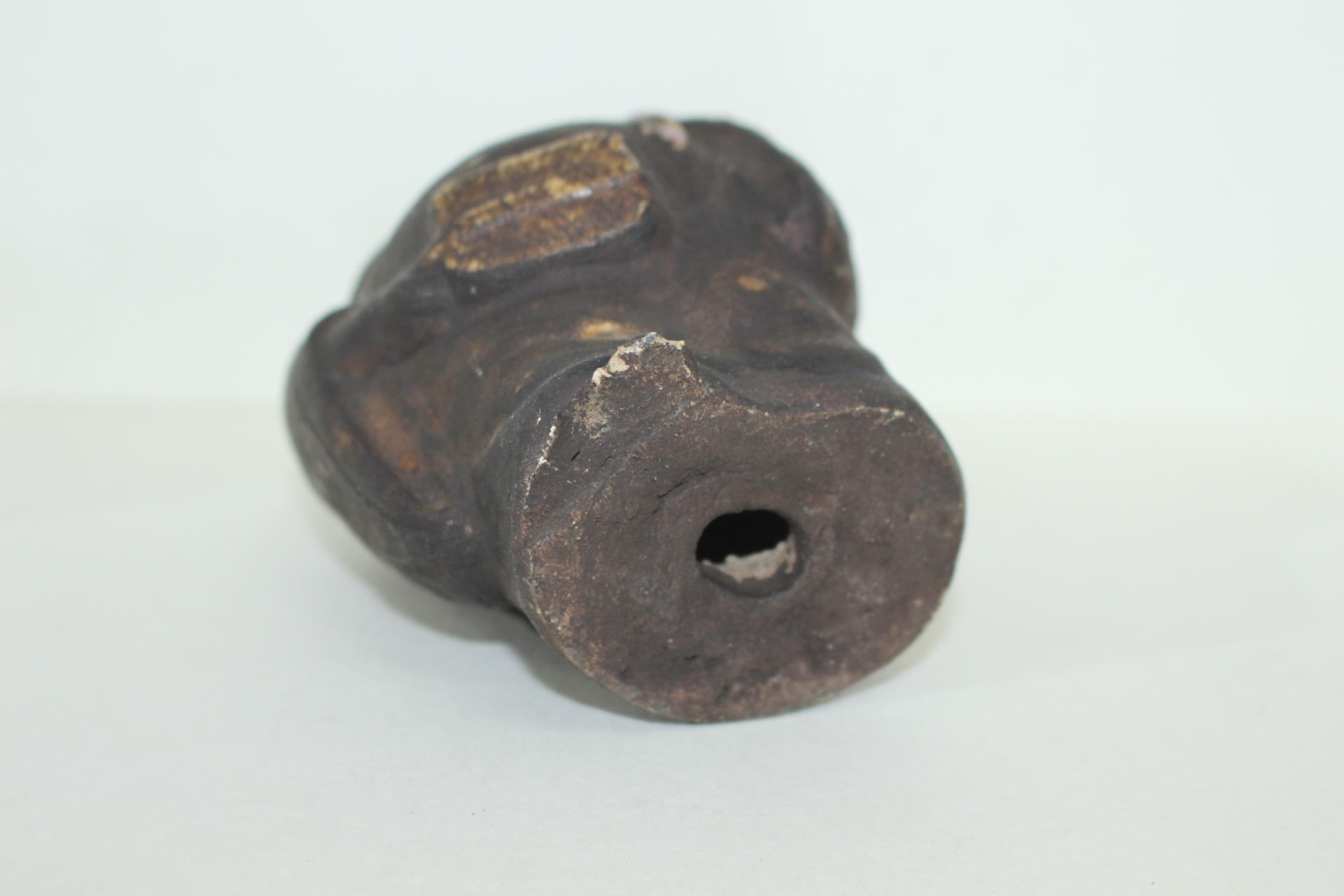 연대가좋은 청자 포대화상 조각상