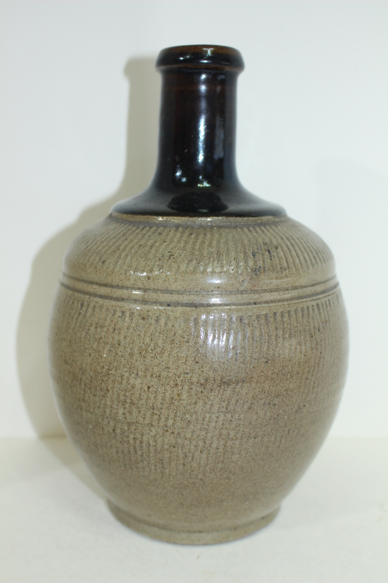 에도시기 흑유청자 줄문 주병