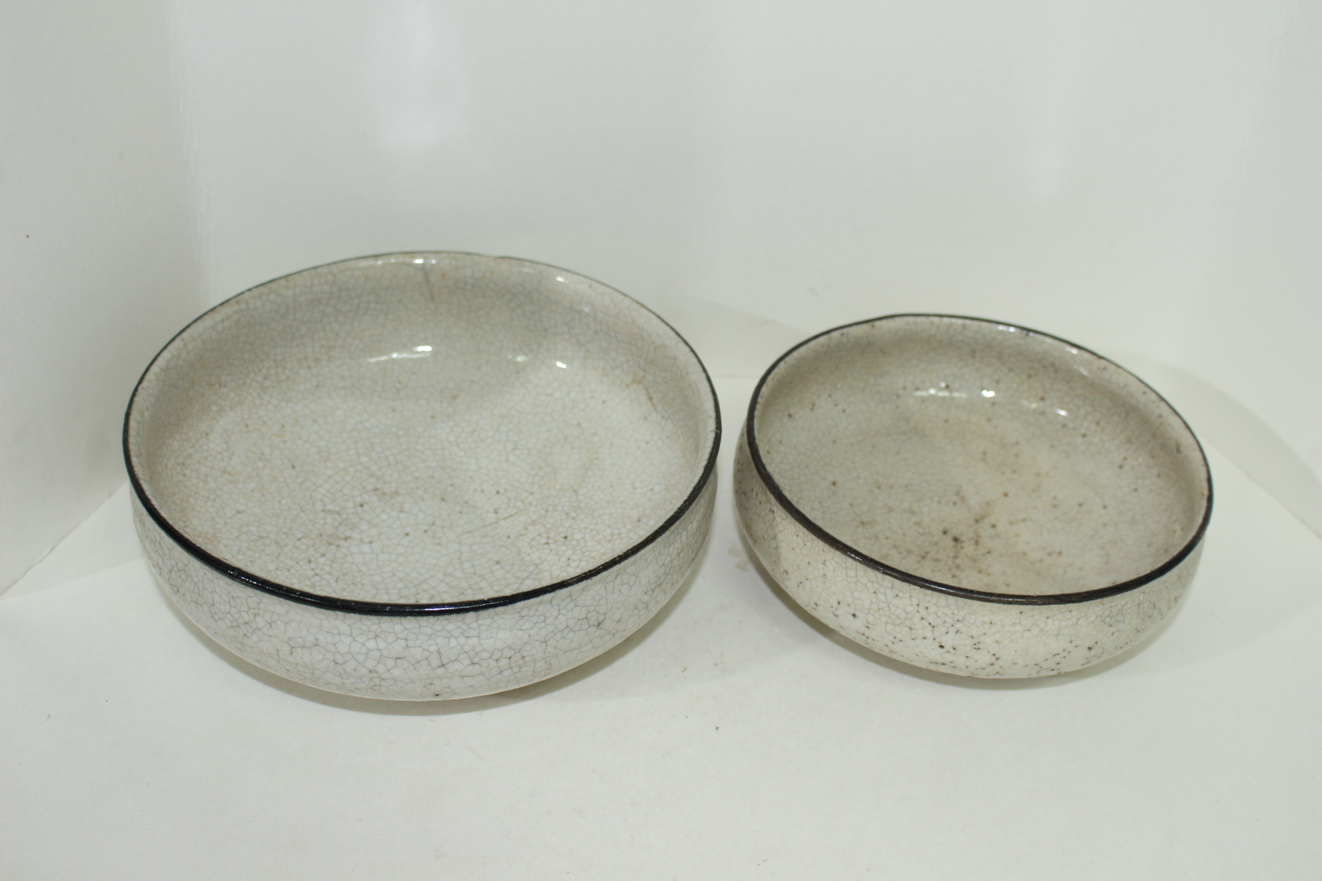 연대가좋은 백자빙열많은 대완 2점