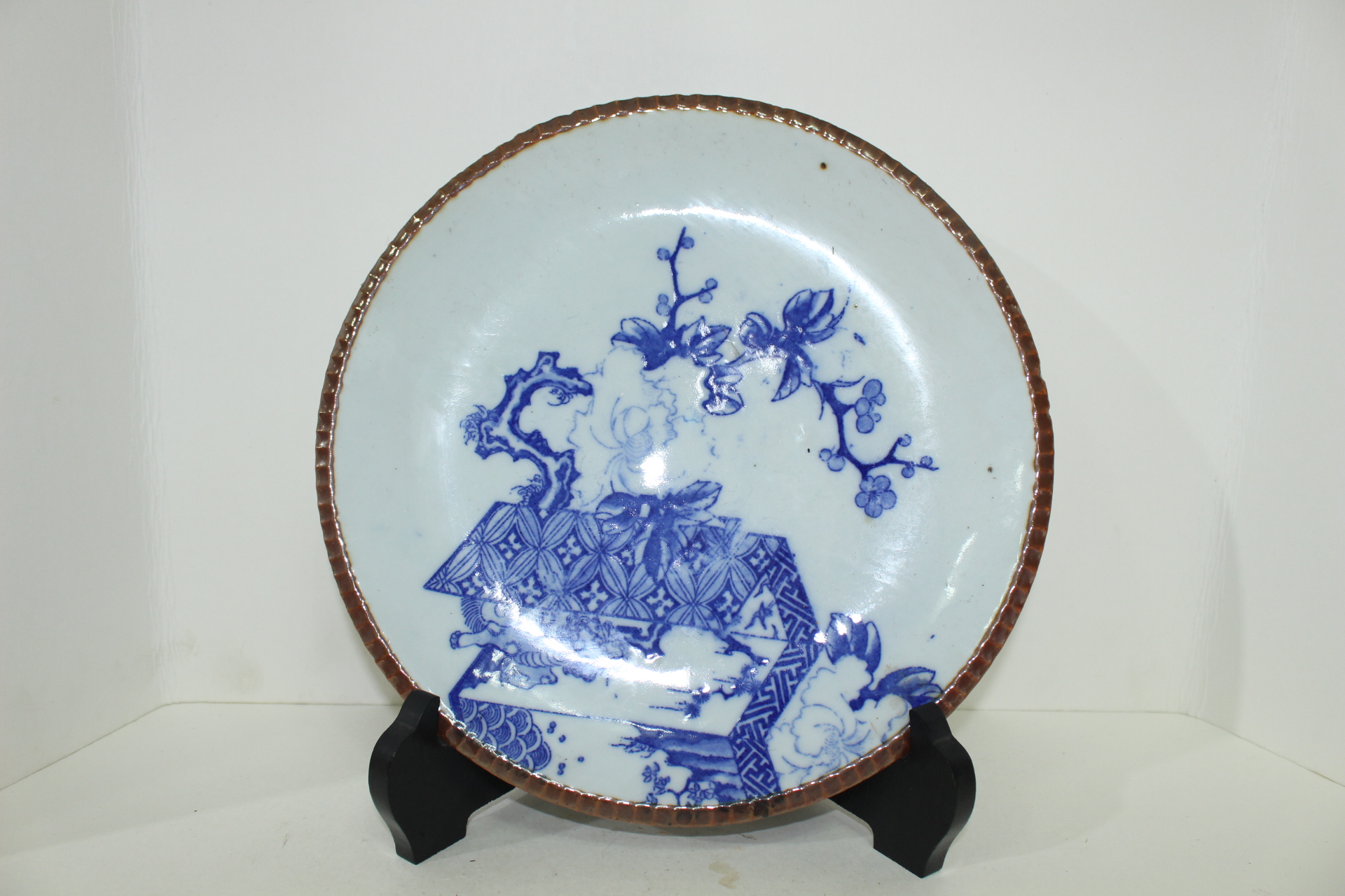 연대좋은 청화백자 정물문 대완