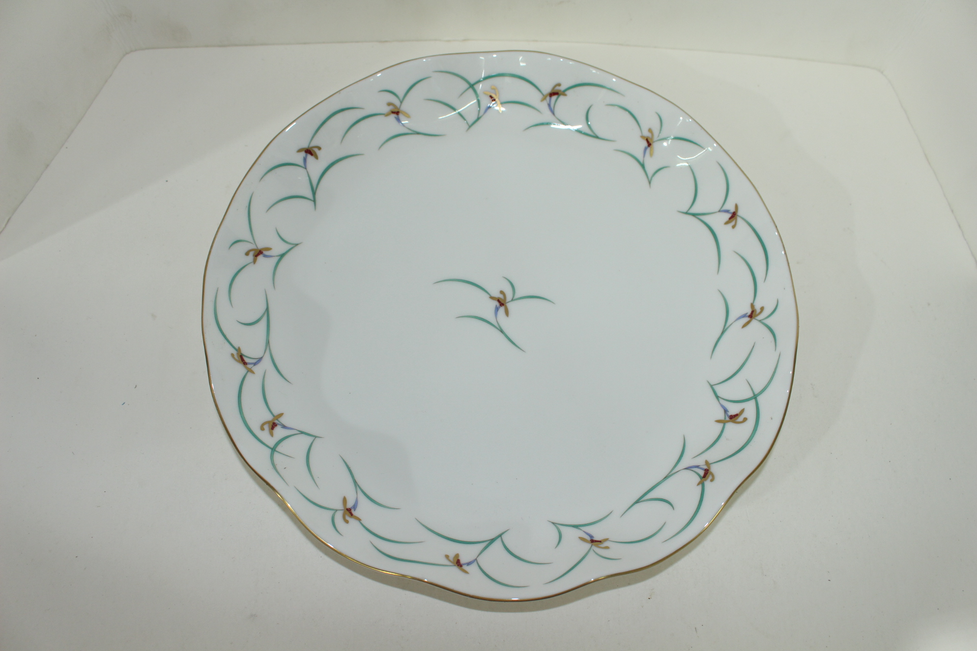 향란사 본챠이나금채난초문 화형대완