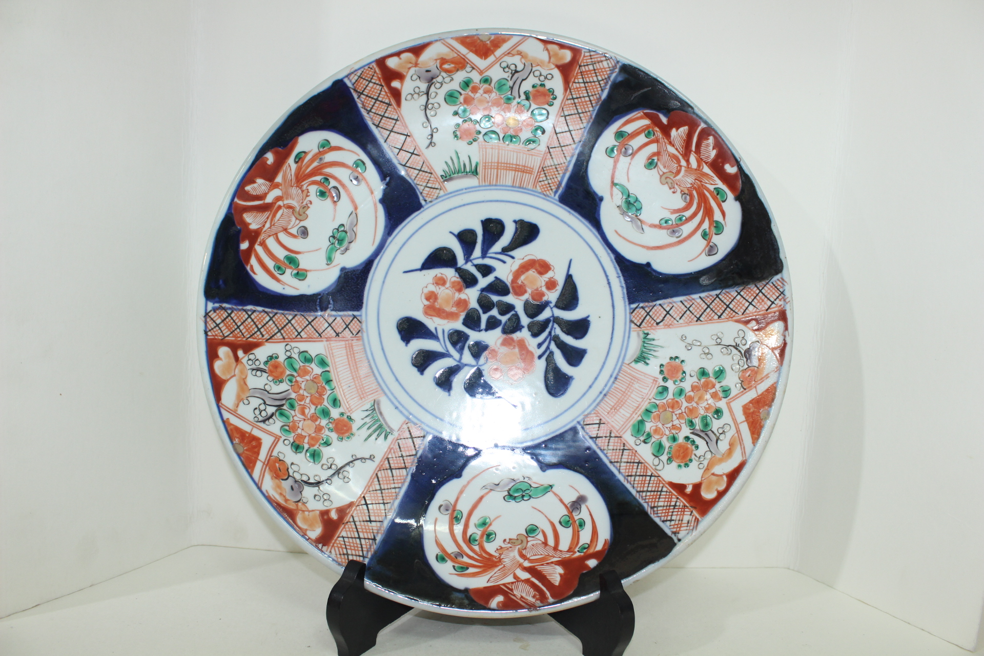 연대가좋은 청화백자진사화문 대완