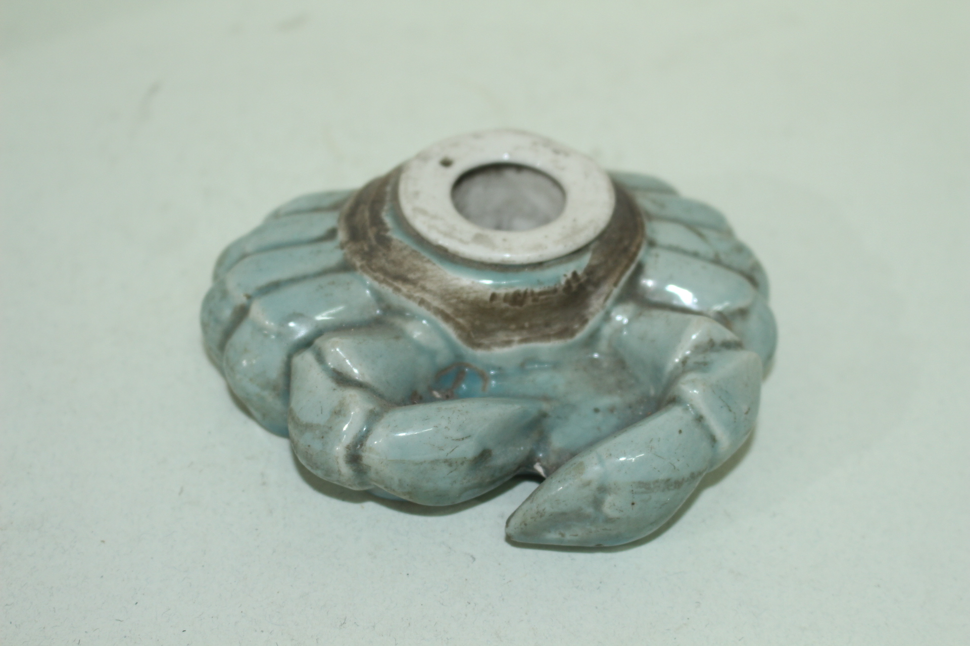 연대가좋은 청자 게모양 필세