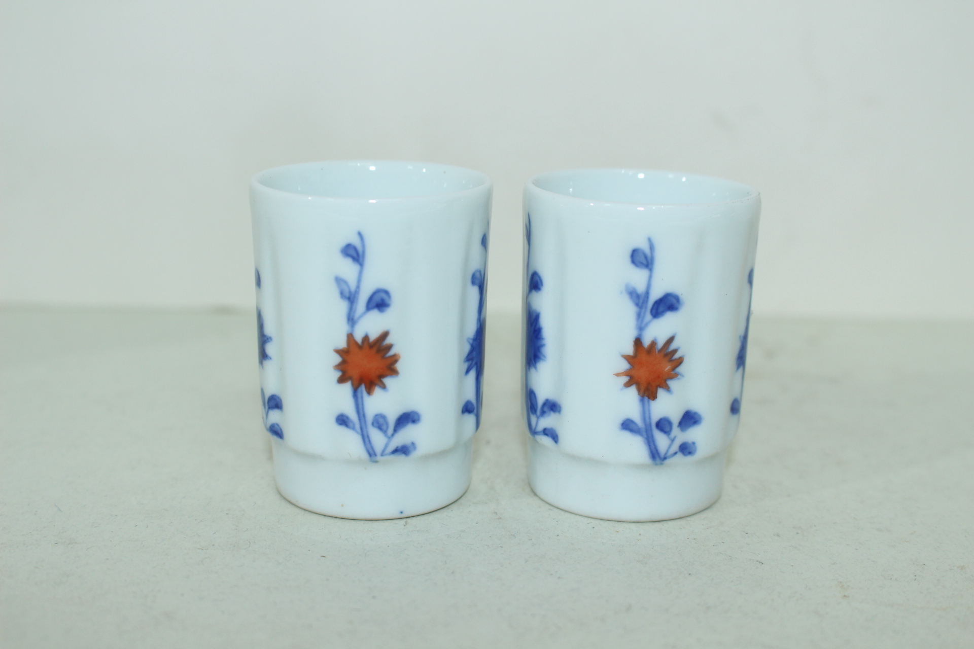 이마리 청화백자 화문잔 2점