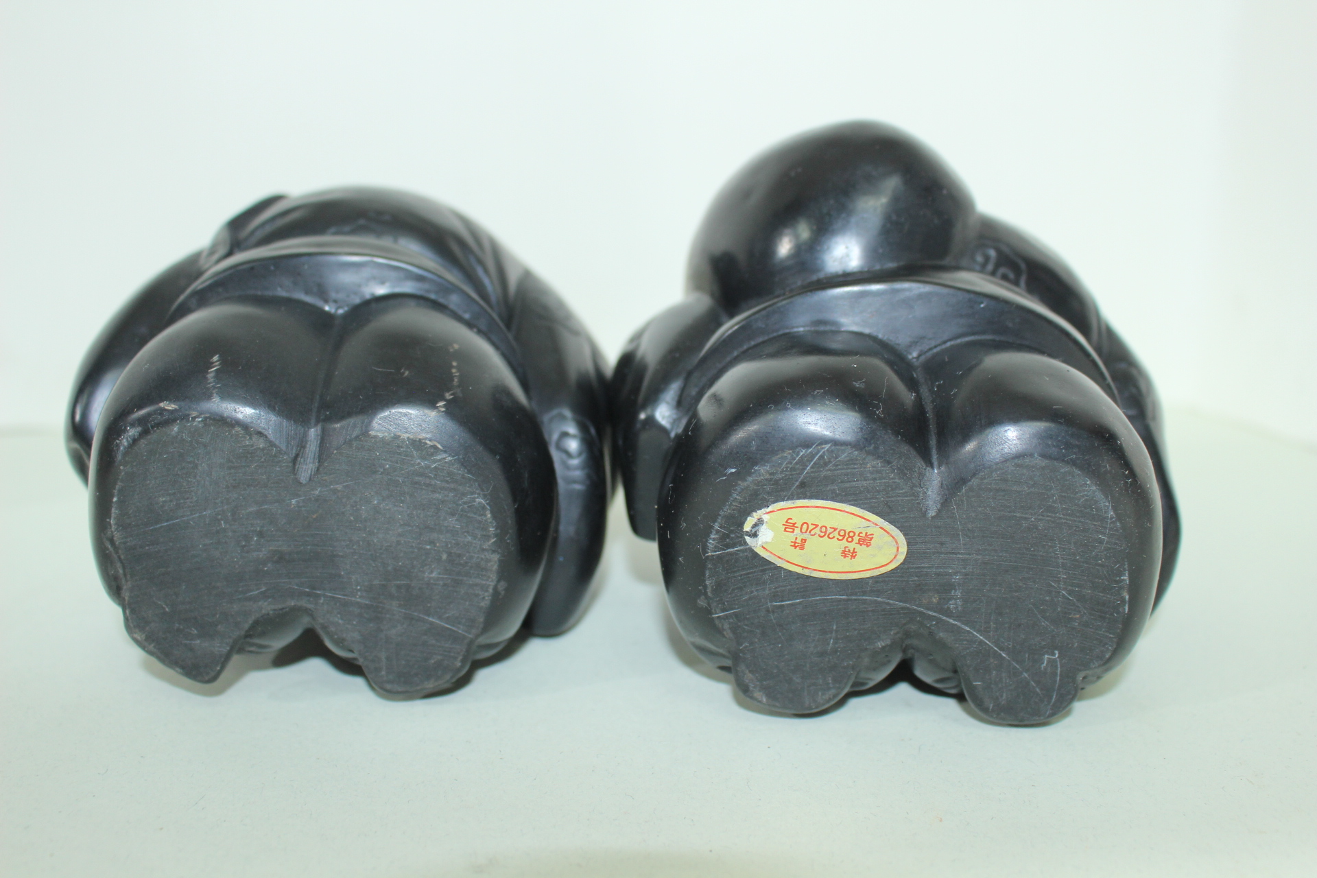 아지석 원석돌을 통으로 조각한 복신 2점