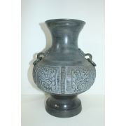 묵직한 청동으로된 이귀추상화문 호