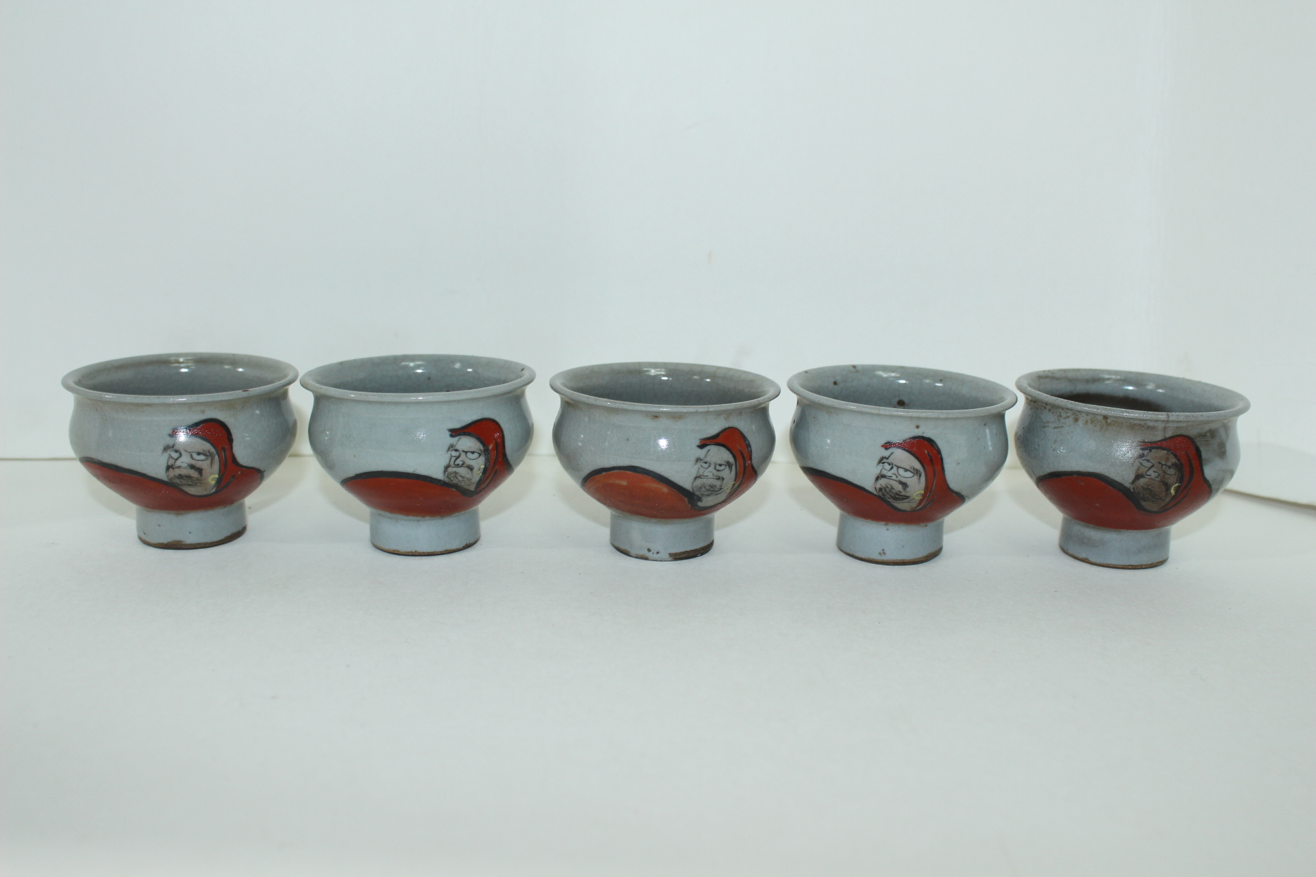 연대가좋은 청자진사달마도문 잔 5점