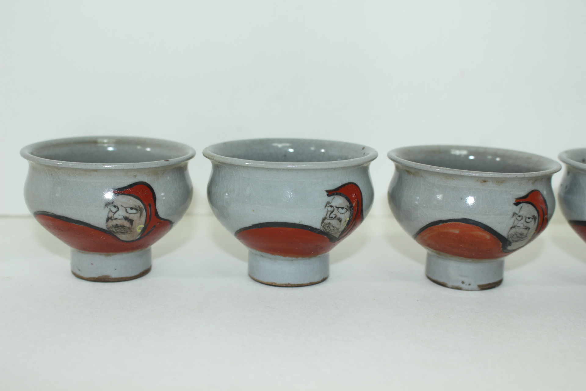 연대가좋은 청자진사달마도문 잔 5점