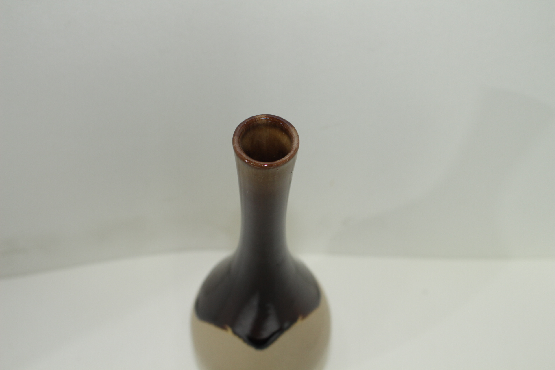 흑유청자 한송이 화병