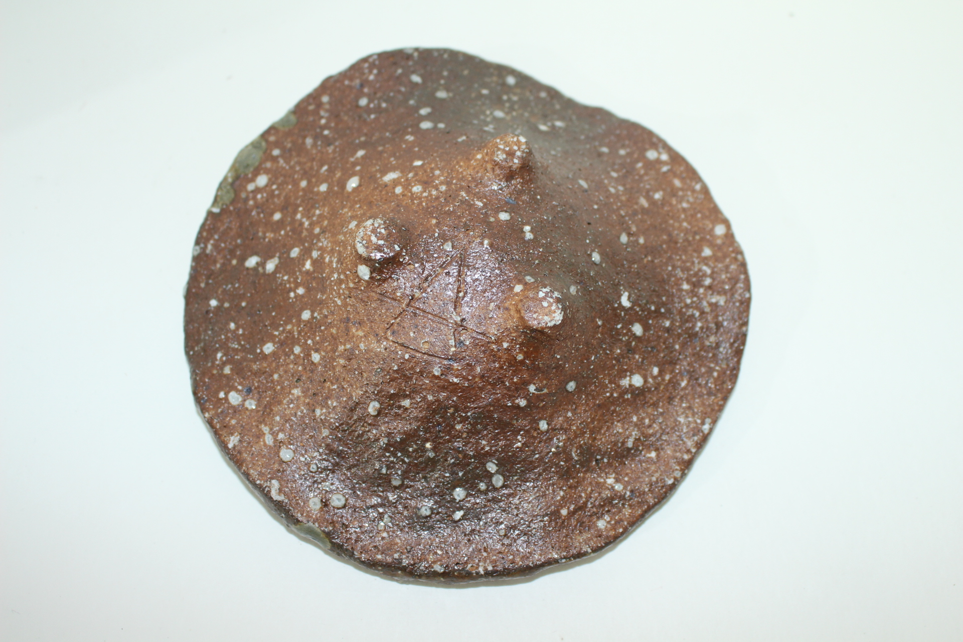 시가라끼 청자 삼족화형 완