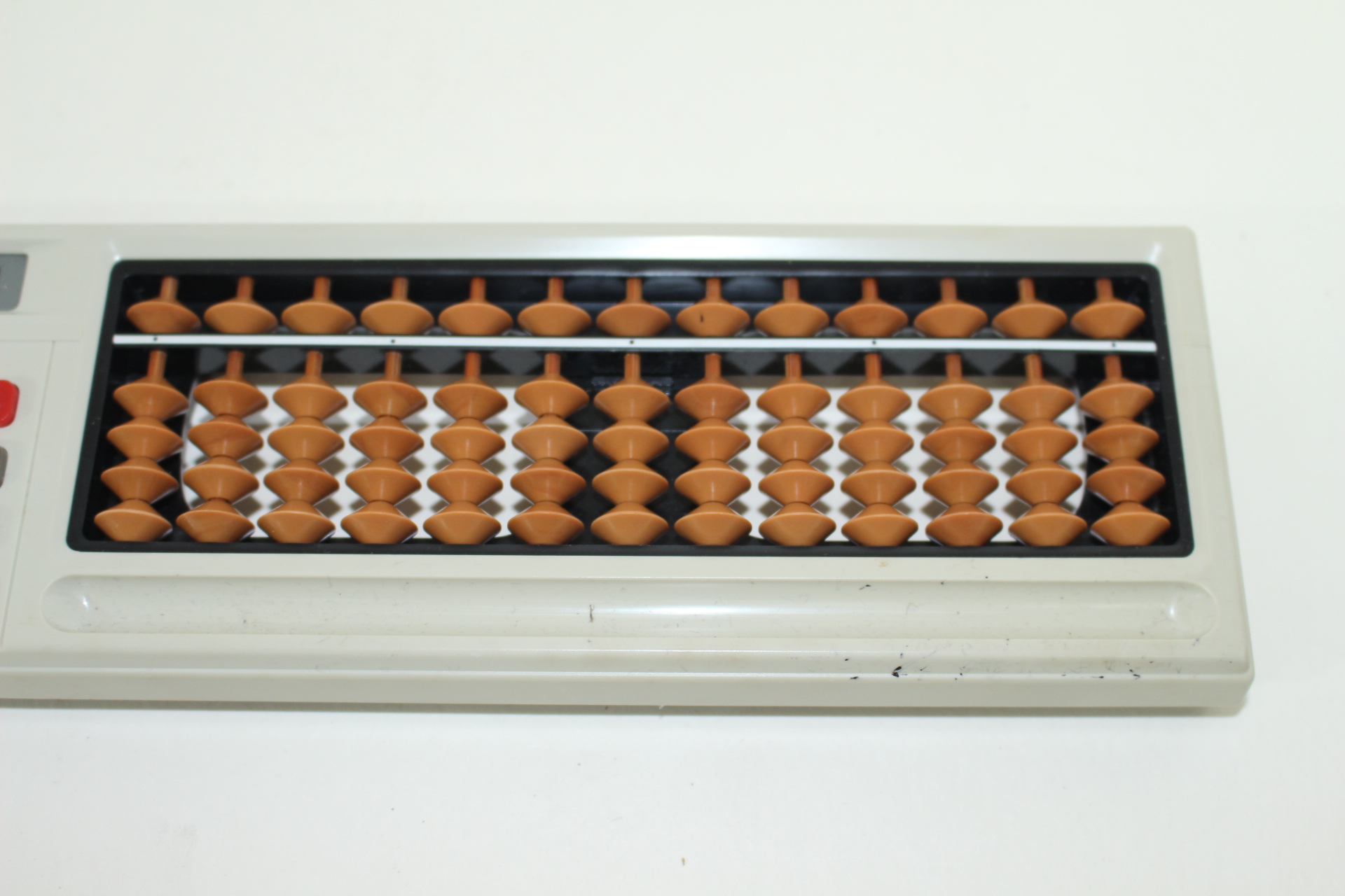 근대사 초창기샤프 일체형 계산기와 주판