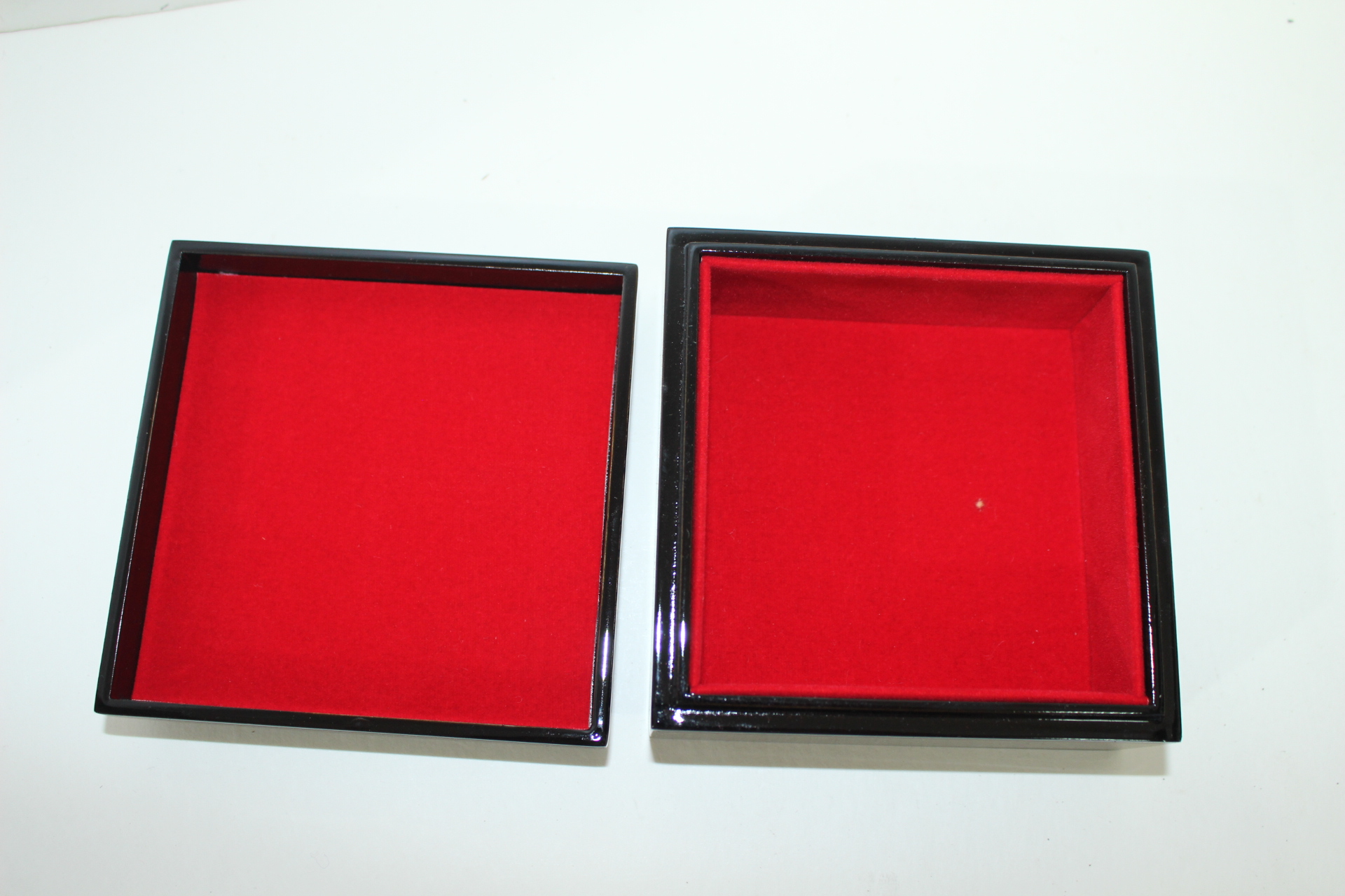 미사용 화문그림이 있는 사각합