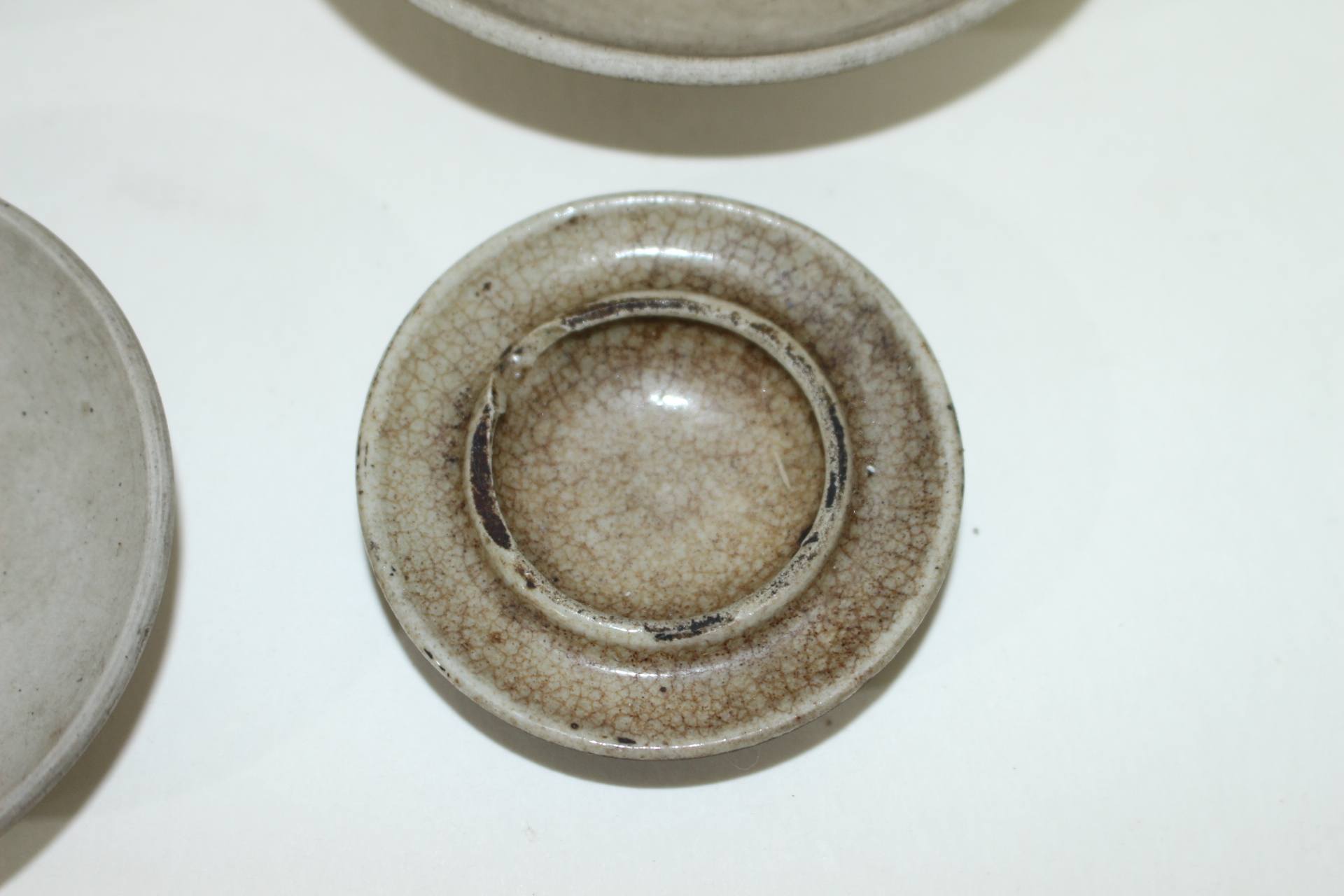 연대가좋은 청자 등잔 4점