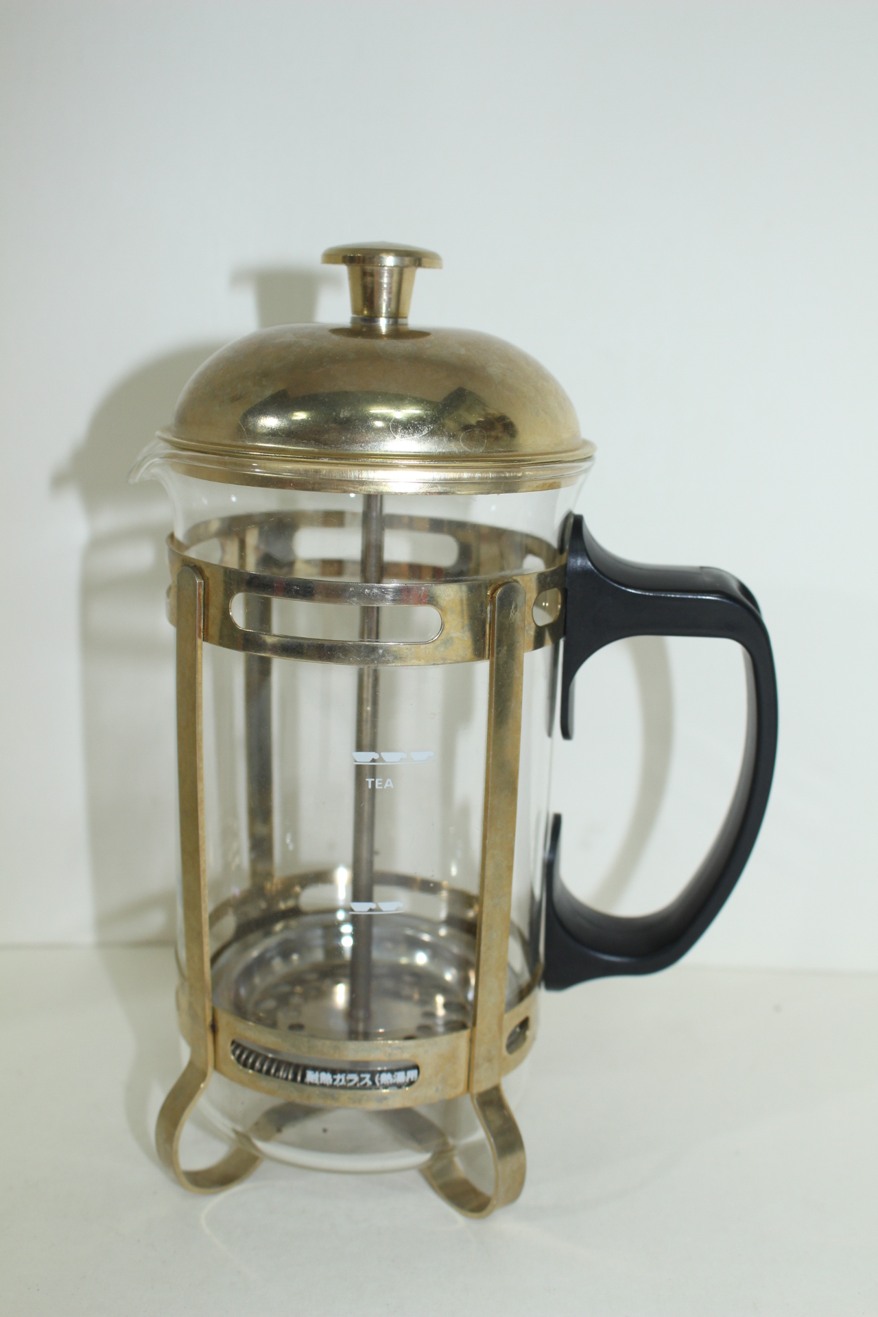 유리로된 티포트 주자