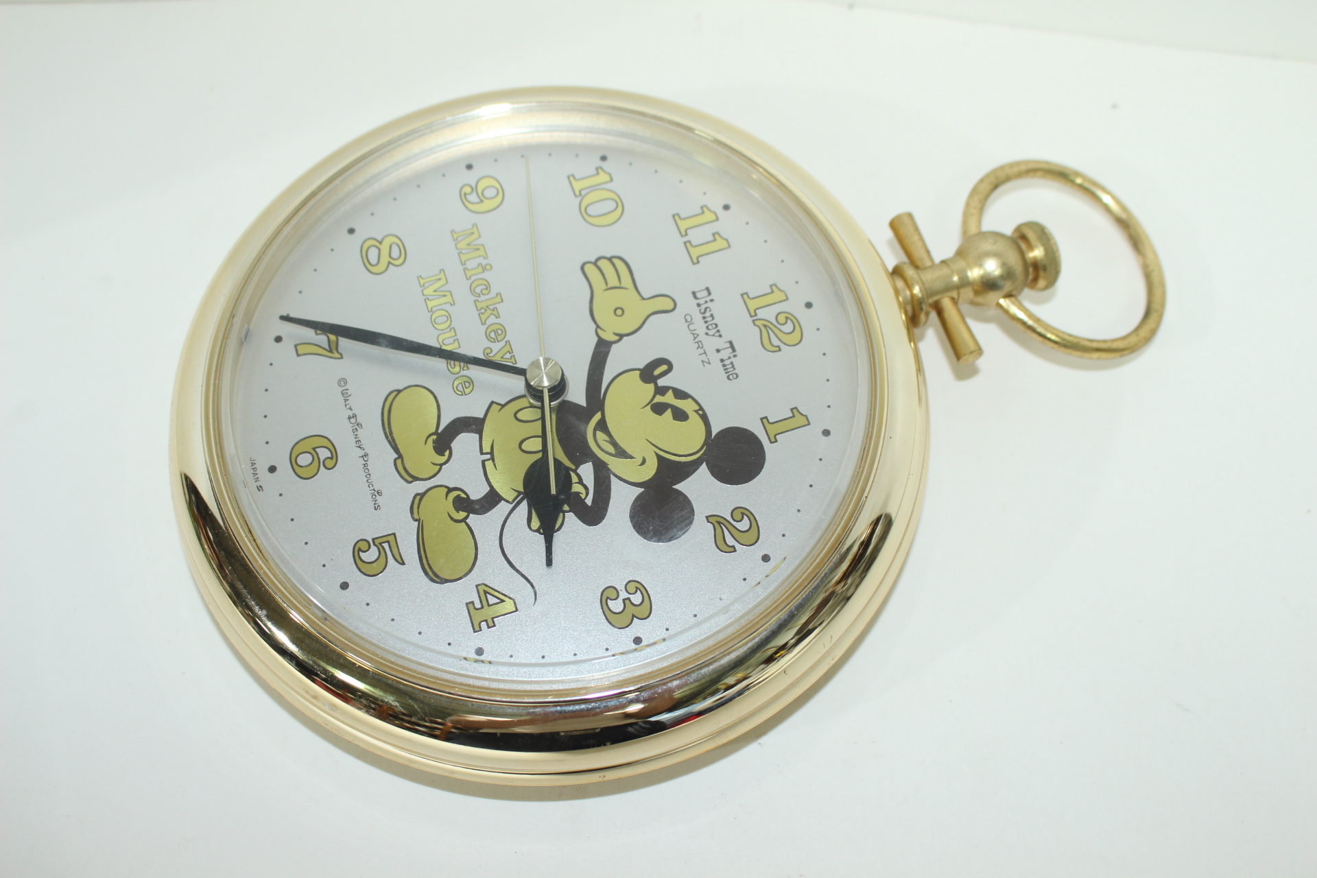시간이 잘맞는 디즈니 미키마우스 시계