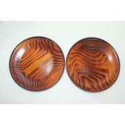 얇은원목나무에 은합금테두리가 있는 차반 2점