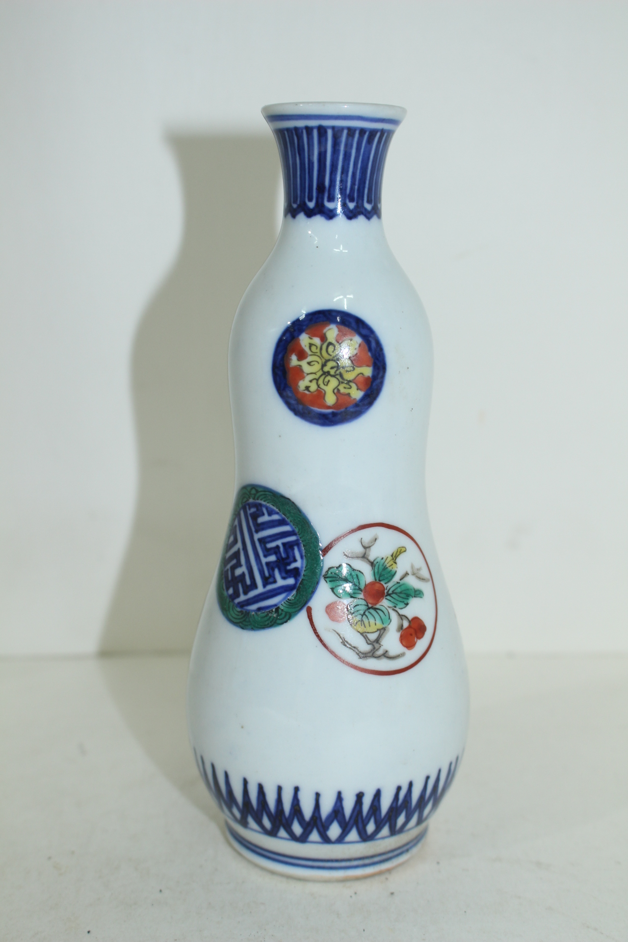 연대가좋은 고이마리 청화백자산수화문호리형 주병