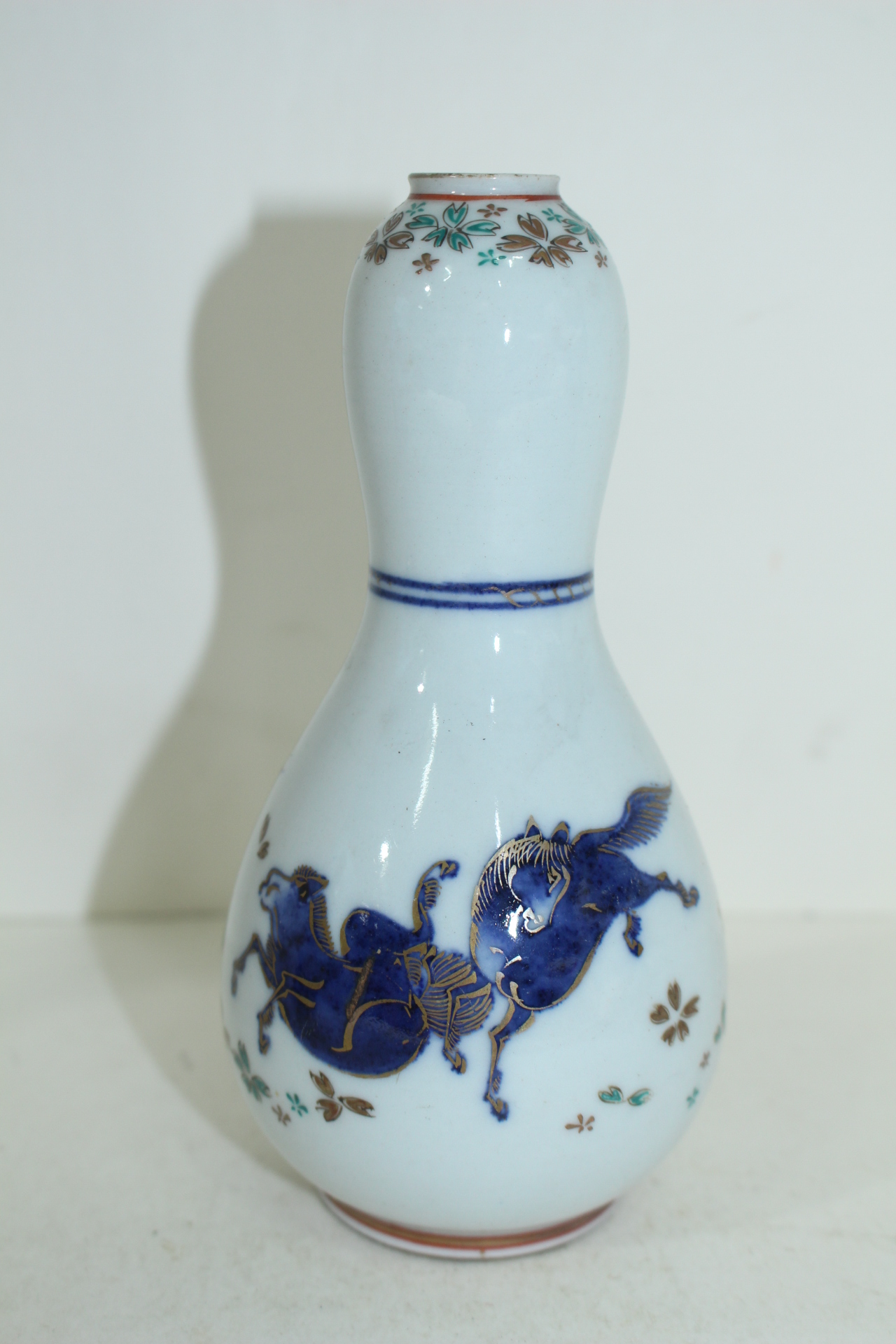 100년이상된 고구다니 청화백자 금채마문 주병