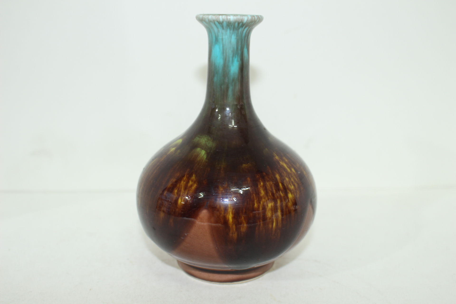 연대좋은 청자덴모꾸 주병