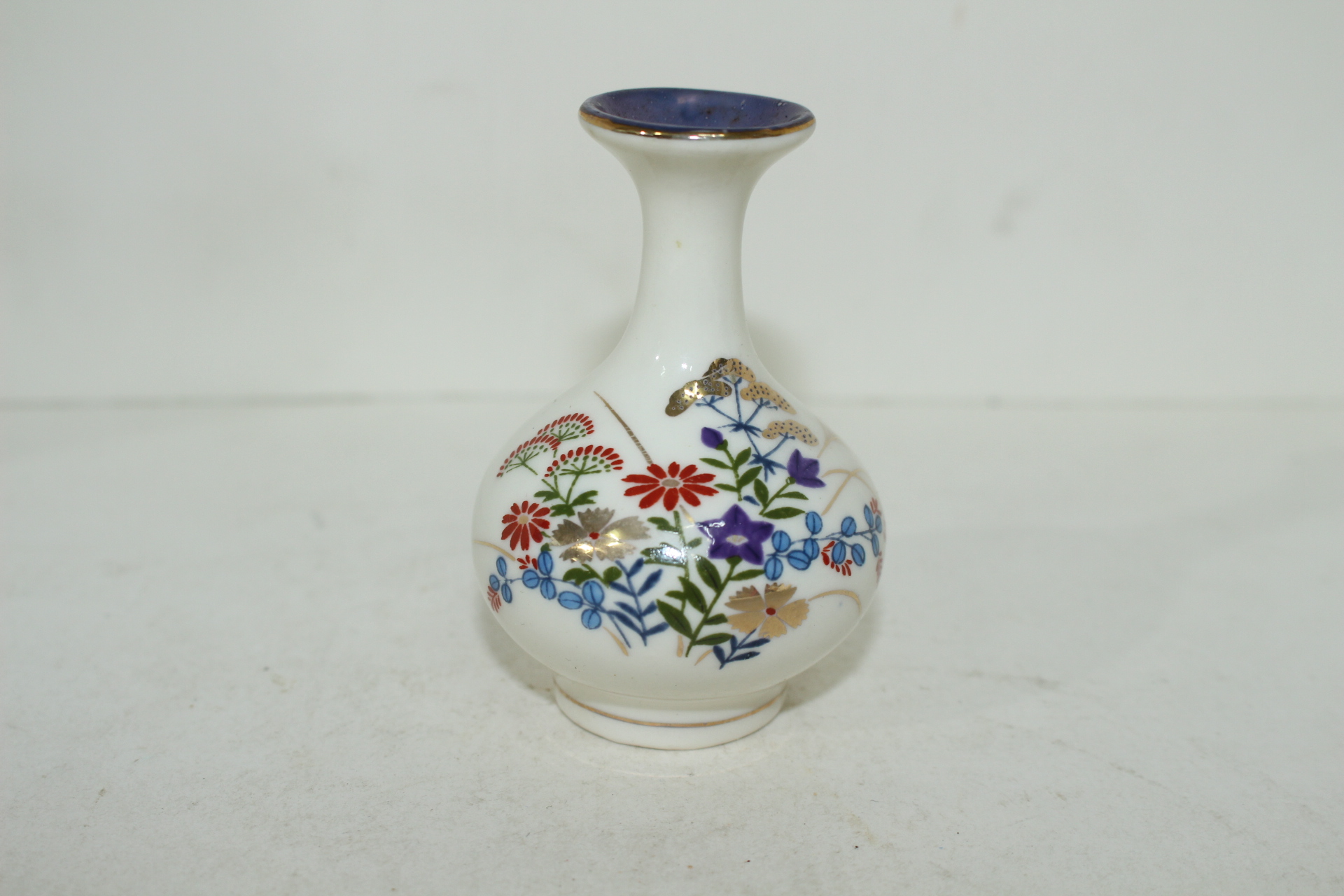 분청자 청화진사금채화문 소호