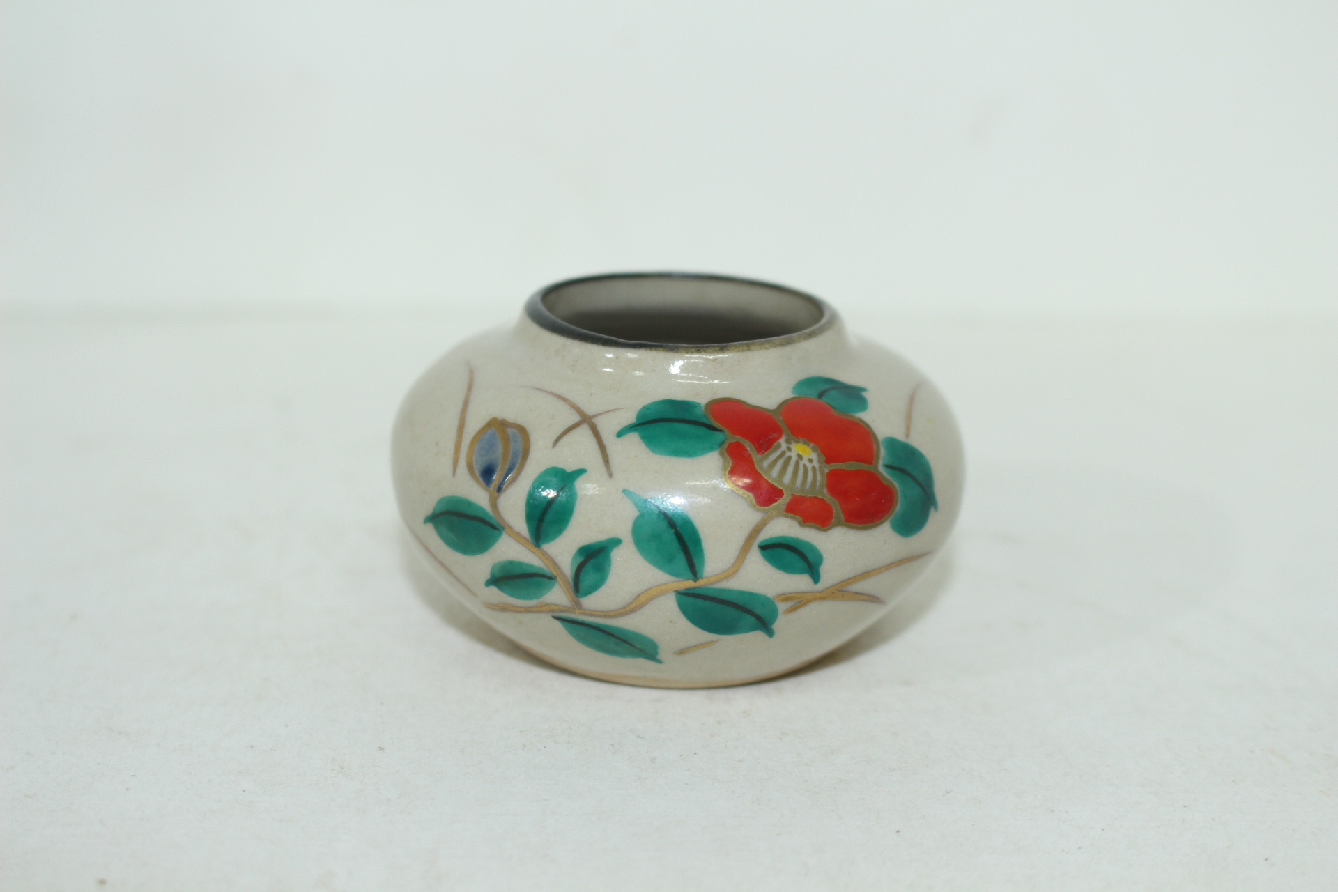 교토청수요 분청자진사금채화문 소호