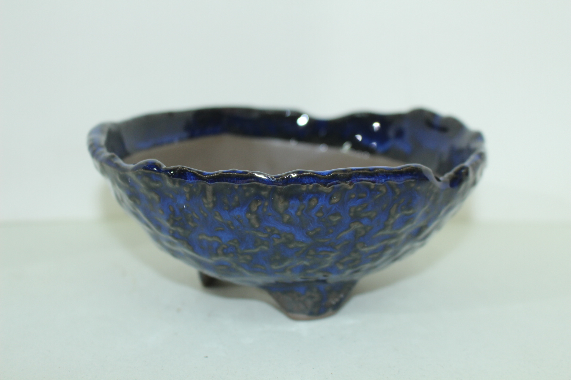 청록청자 화형 삼족화분