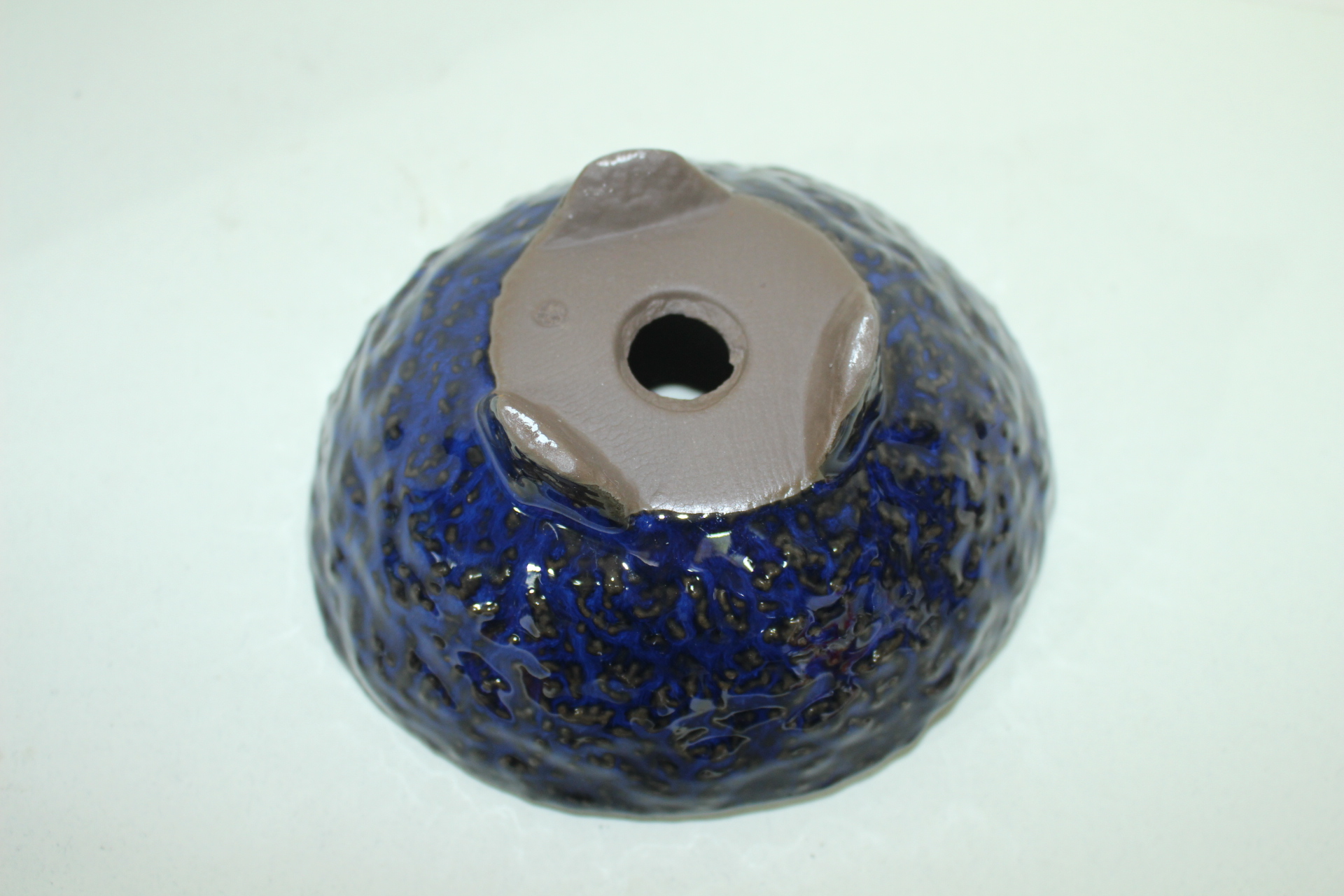 청록청자 화형 삼족화분