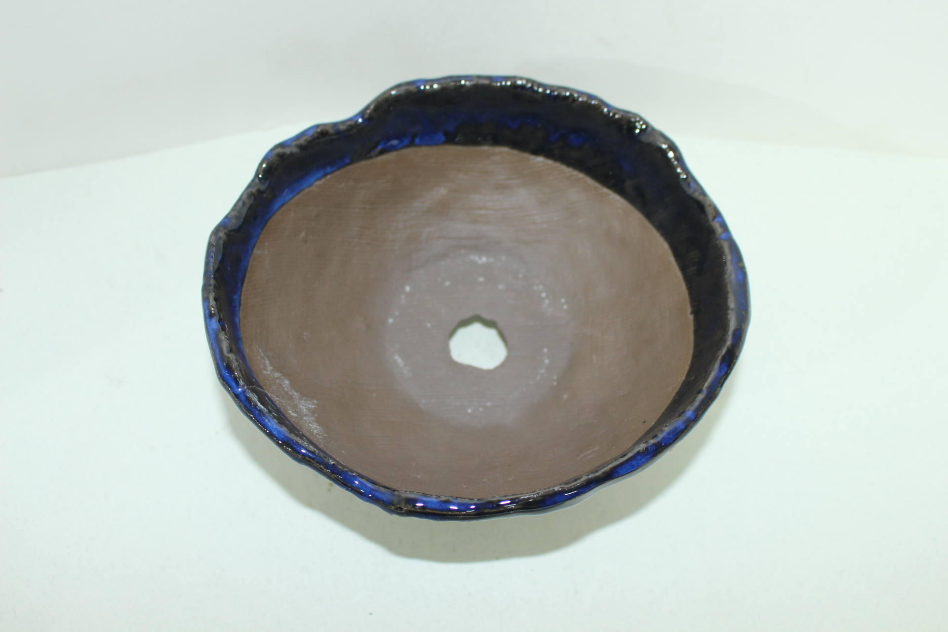 청록청자 화형 삼족화분