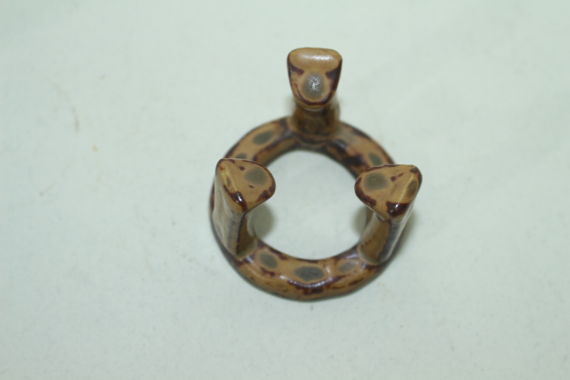 청자 삼발이 차도구