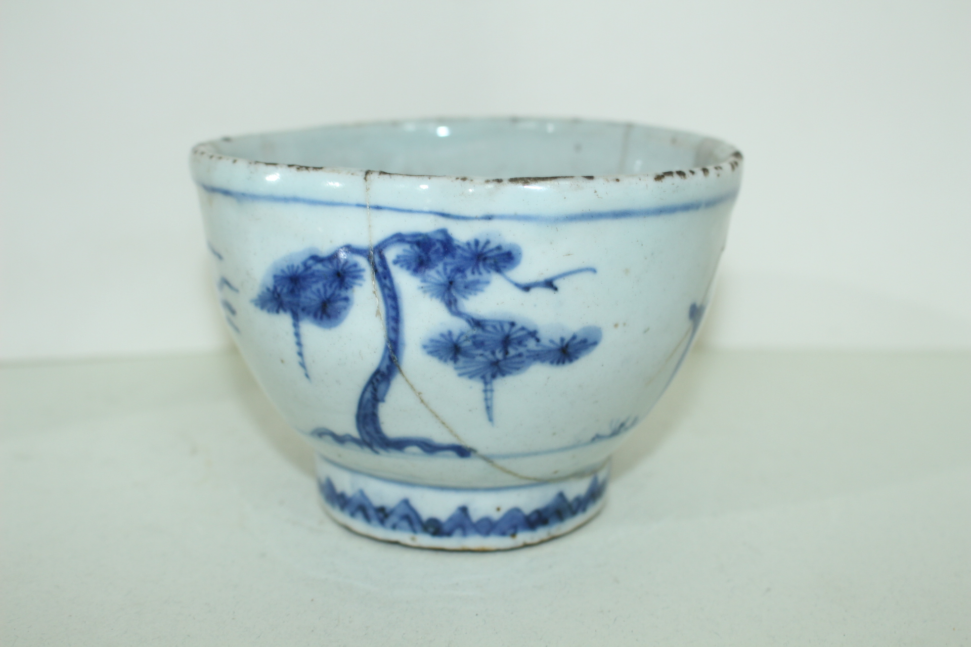 에도시기 양촌고이마리 청화백자노송학문 말찻잔