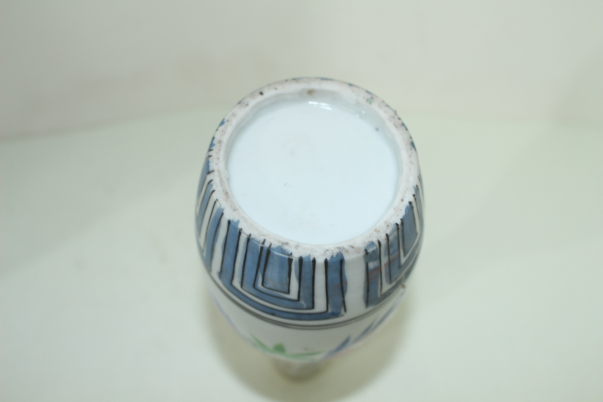 100년이상된 청화백자진사금채화문 주병