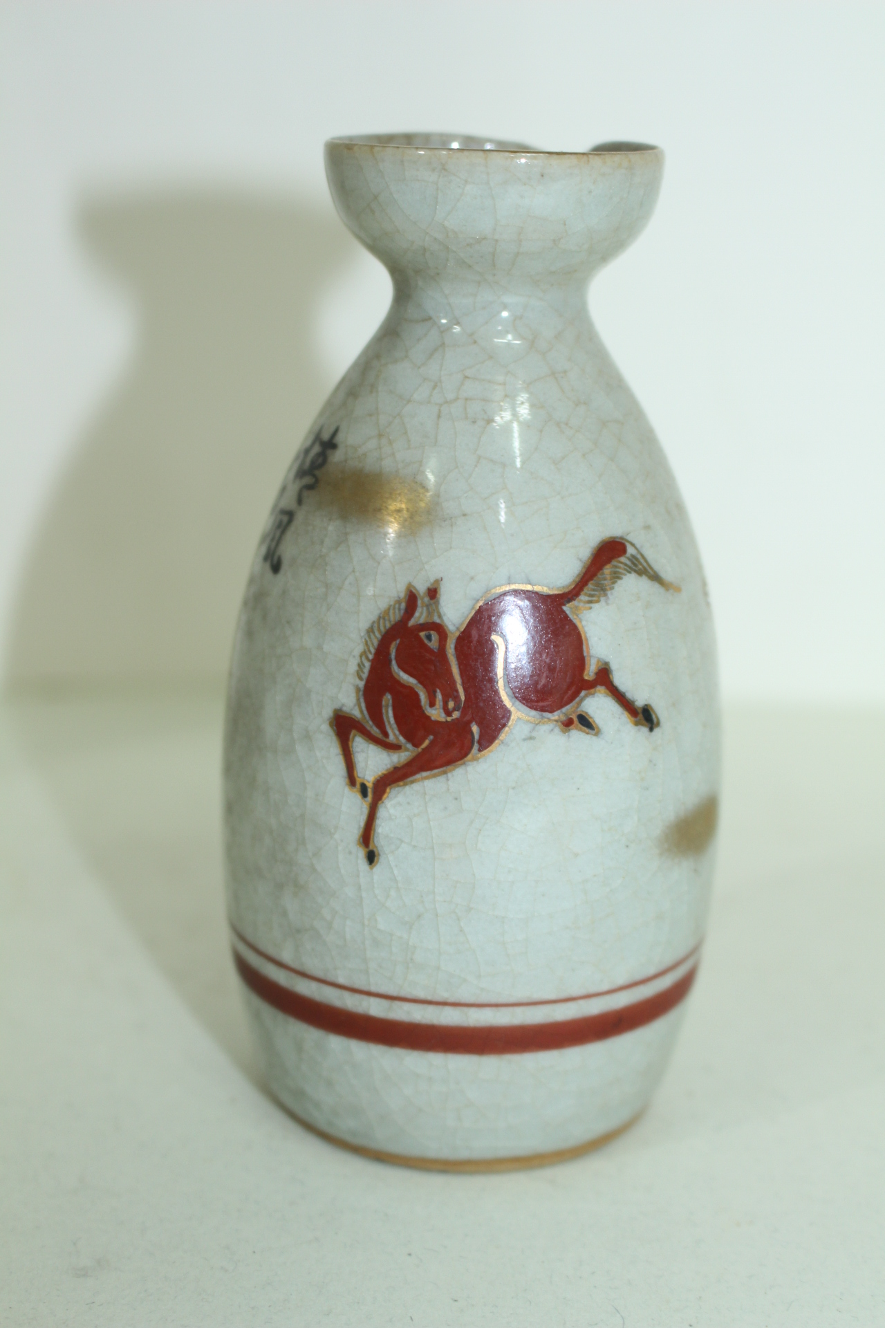 연대가좋은 청자마문 주병