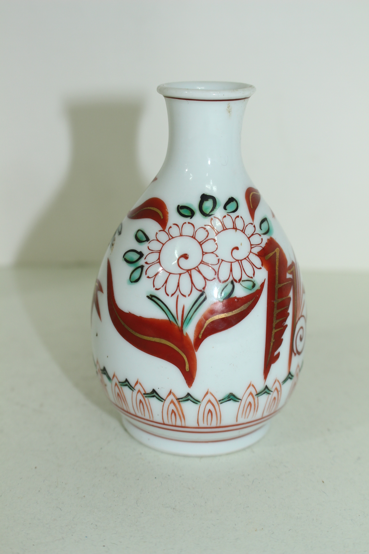 진사백자화문 복자 주병