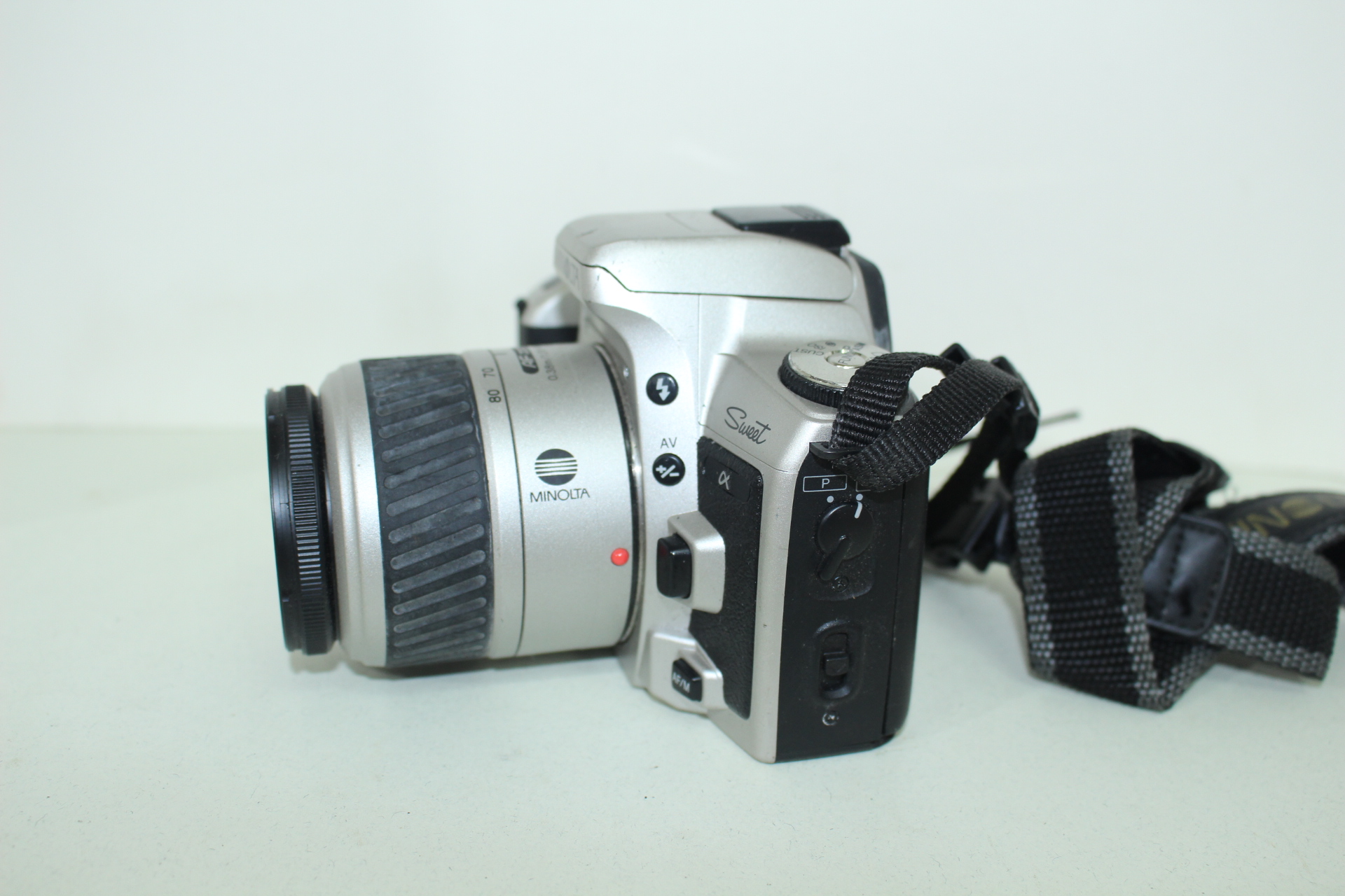 미놀타 카메라