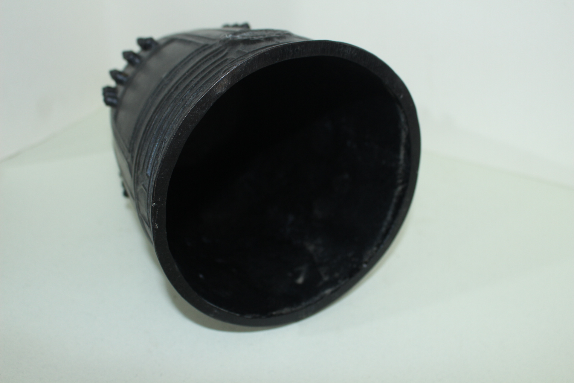 묵직한 청동으로된 종