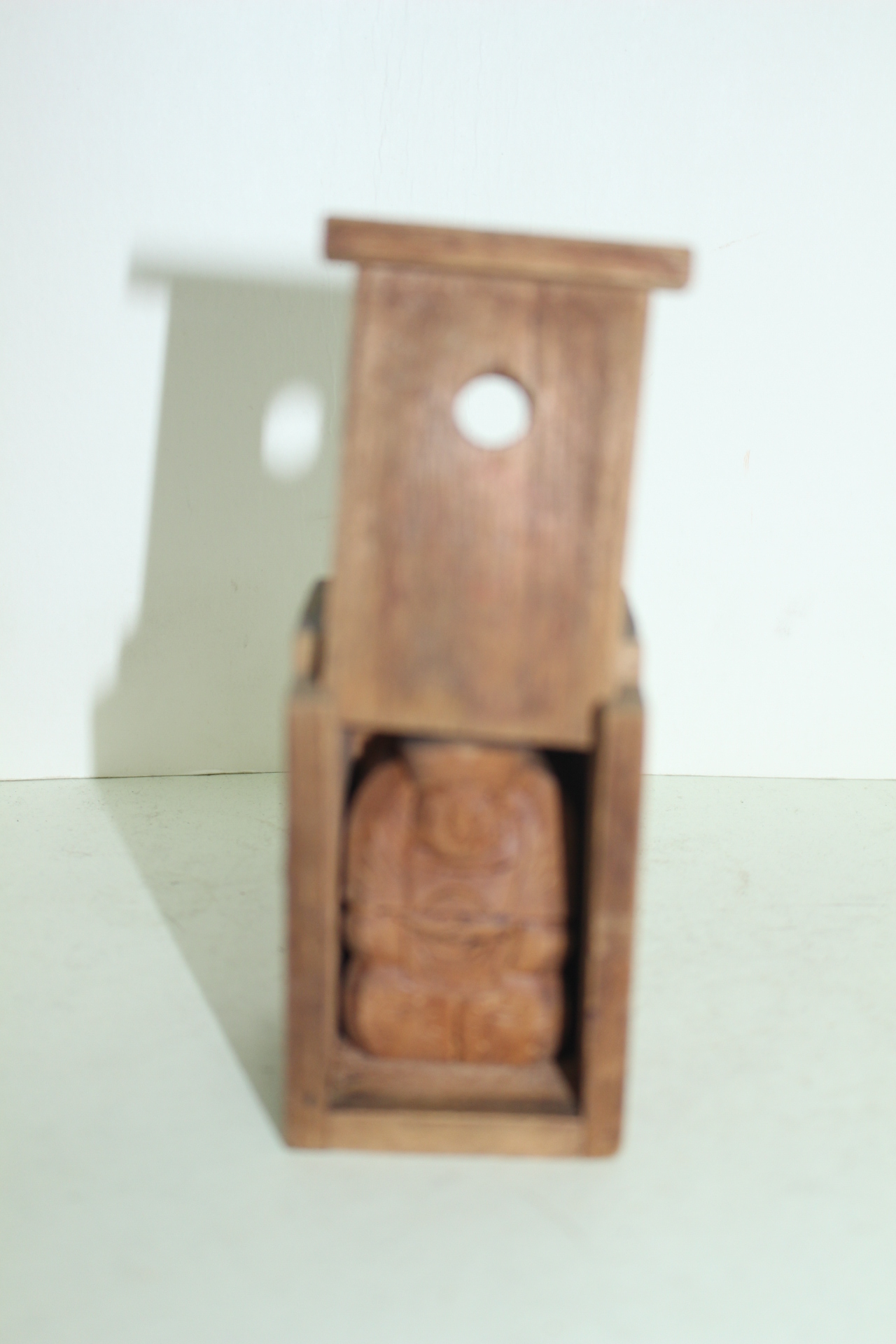 연대가좋은 나무로된 복신 조각상,함