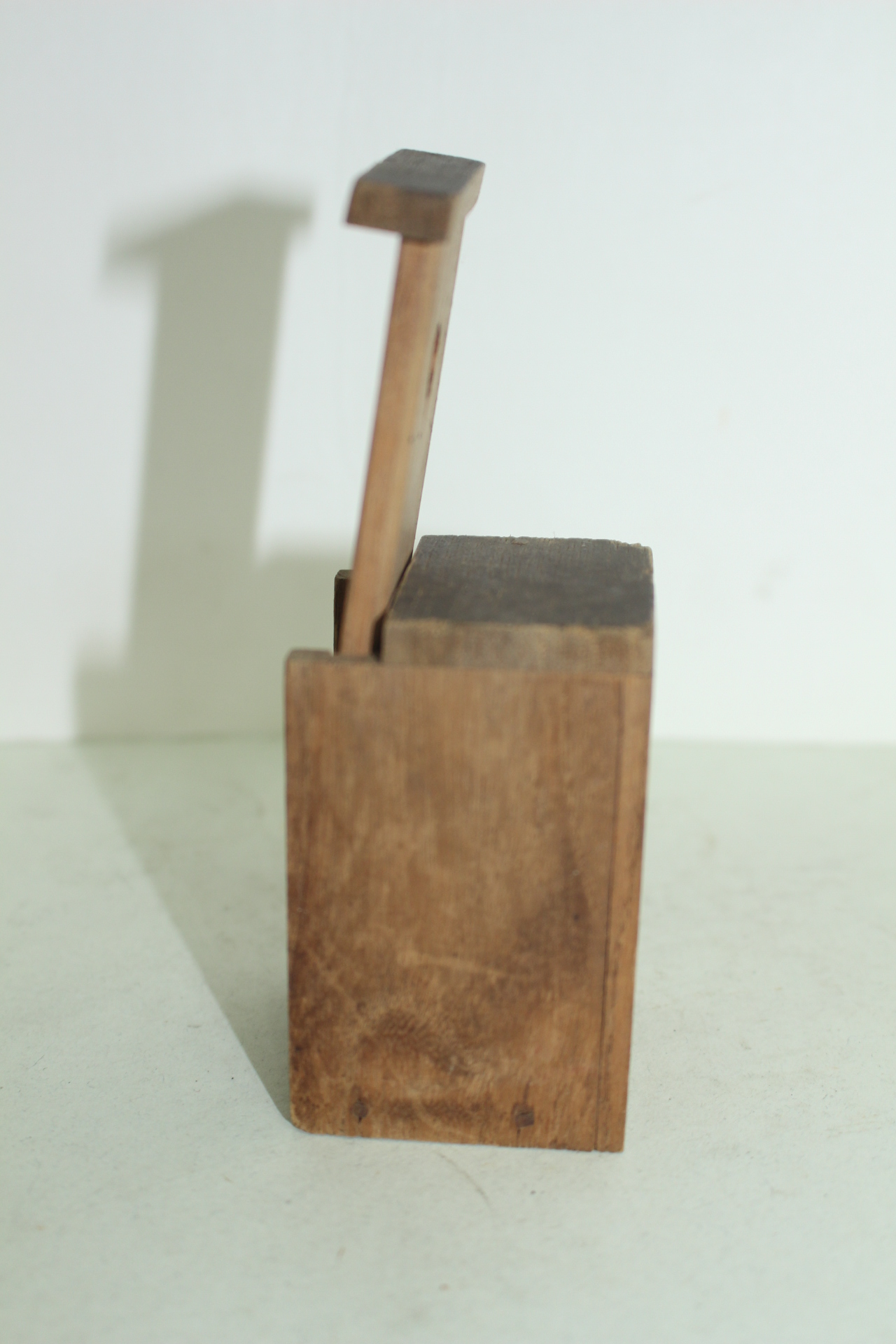 연대가좋은 나무로된 복신 조각상,함