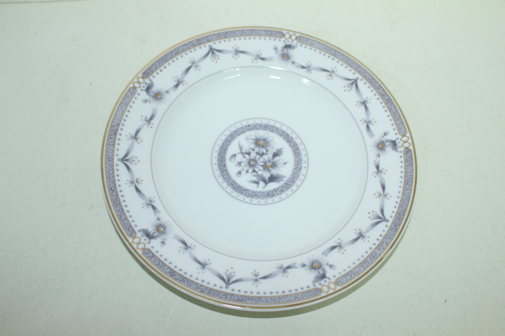 본챠이나 금채화문 완