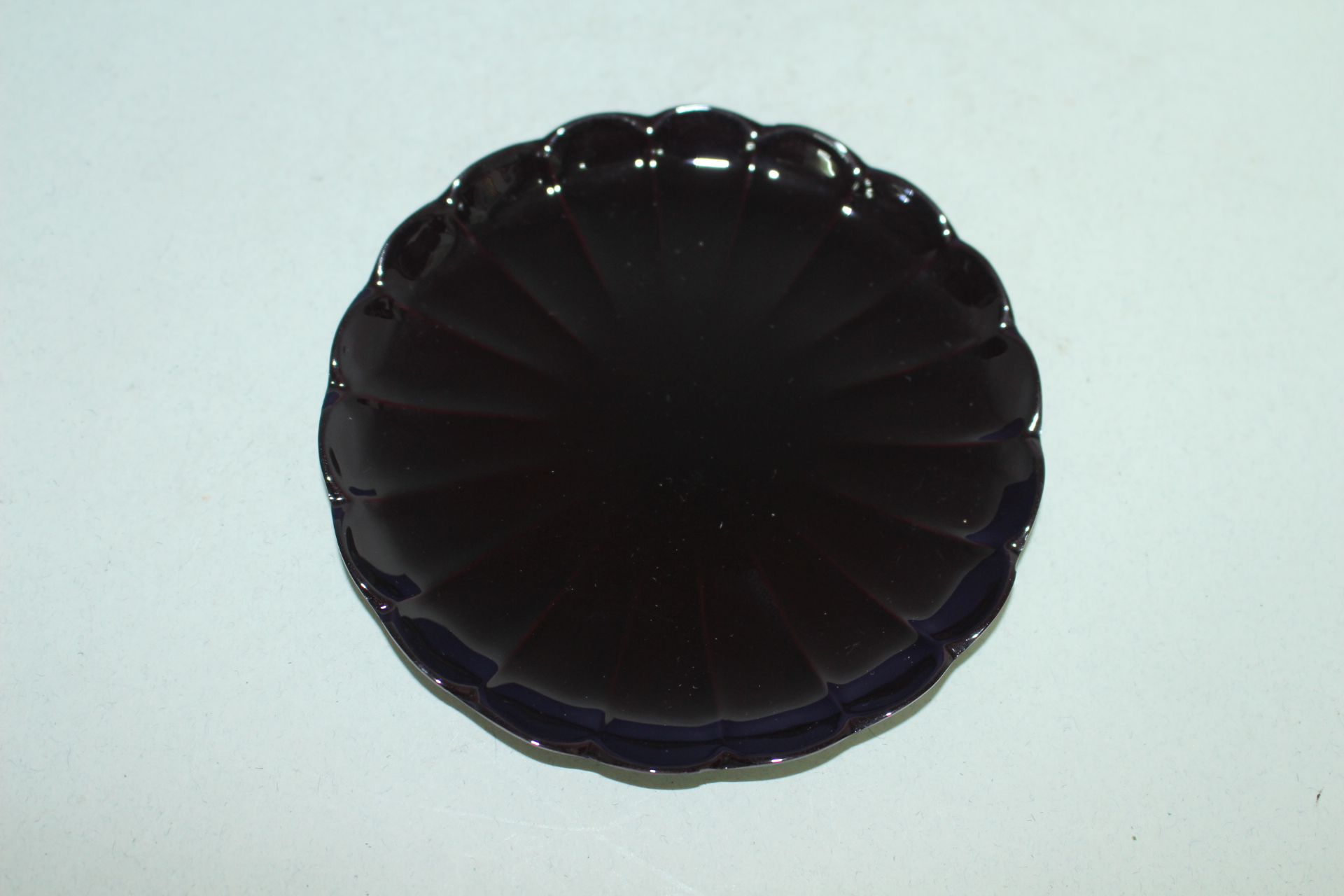 미사용 검은빛깔의 화형차탁과 합