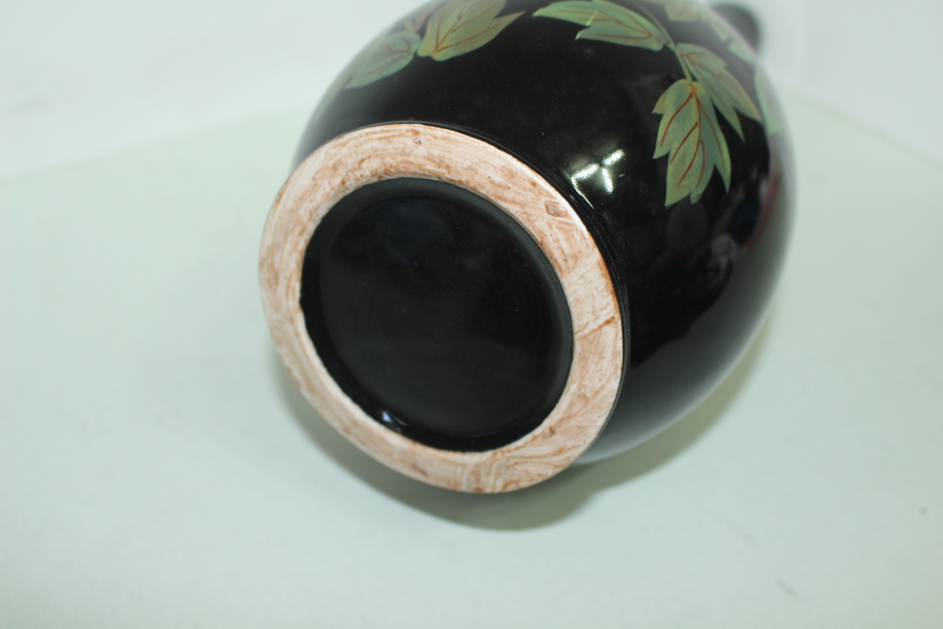 대형크기의 흑유청자진사화문 대주병